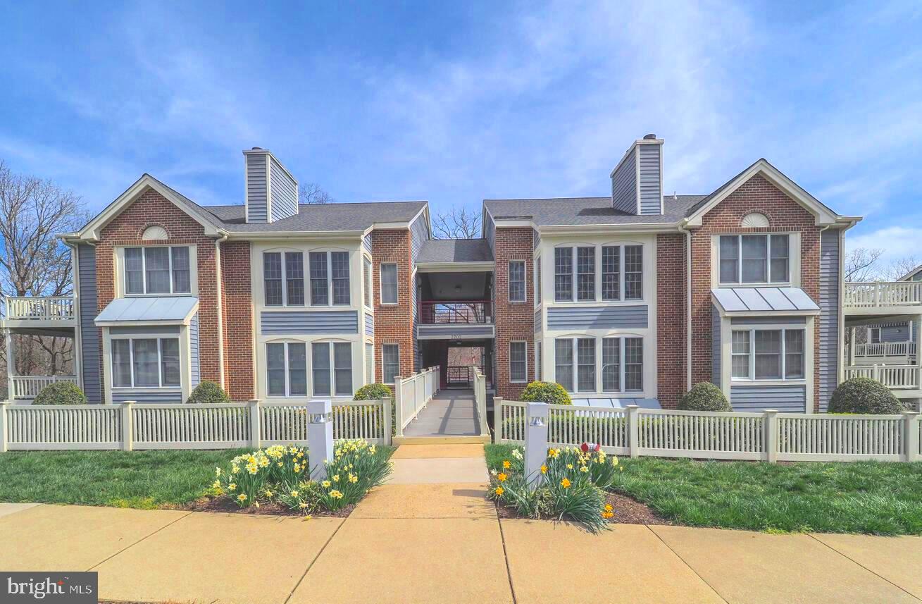 RIVA TRACE/SUMMER PLACE - Residential