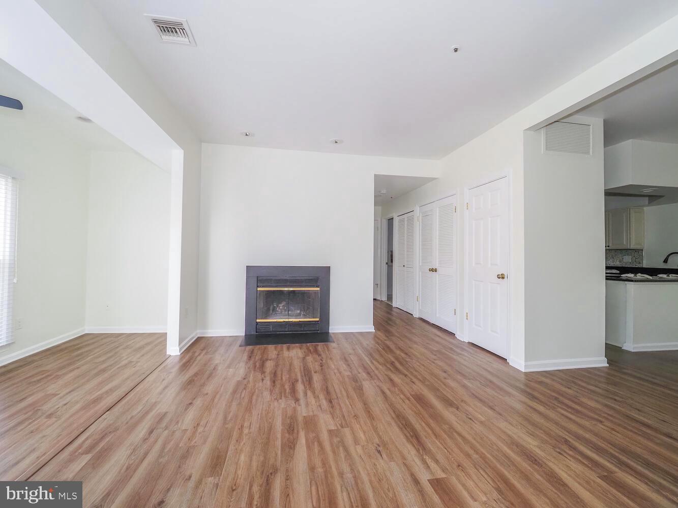 RIVA TRACE/SUMMER PLACE - Residential