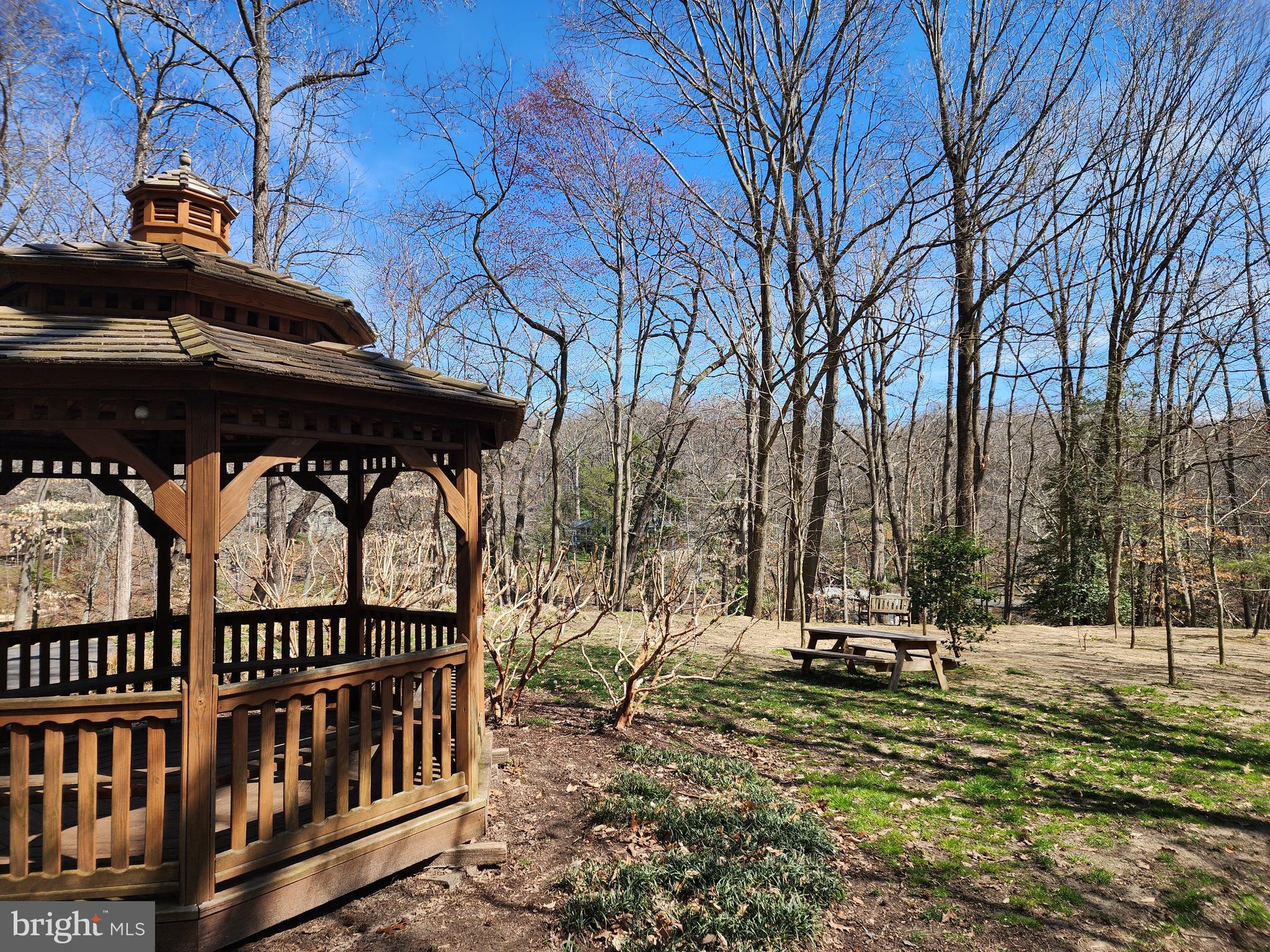 RIVA TRACE/SUMMER PLACE - Residential