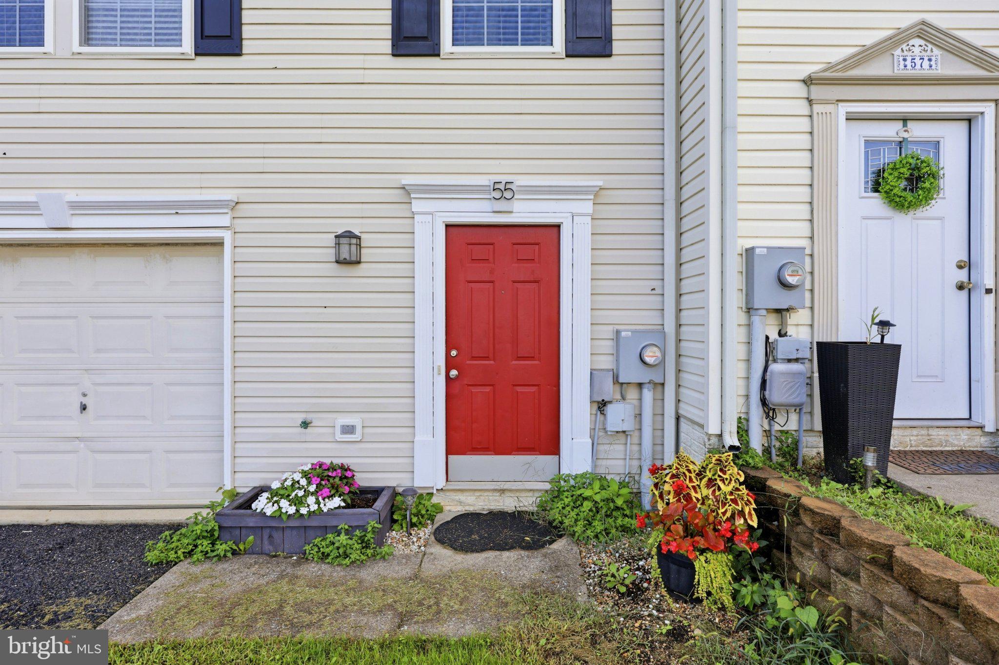 55 THORNBERRY DRIVE W