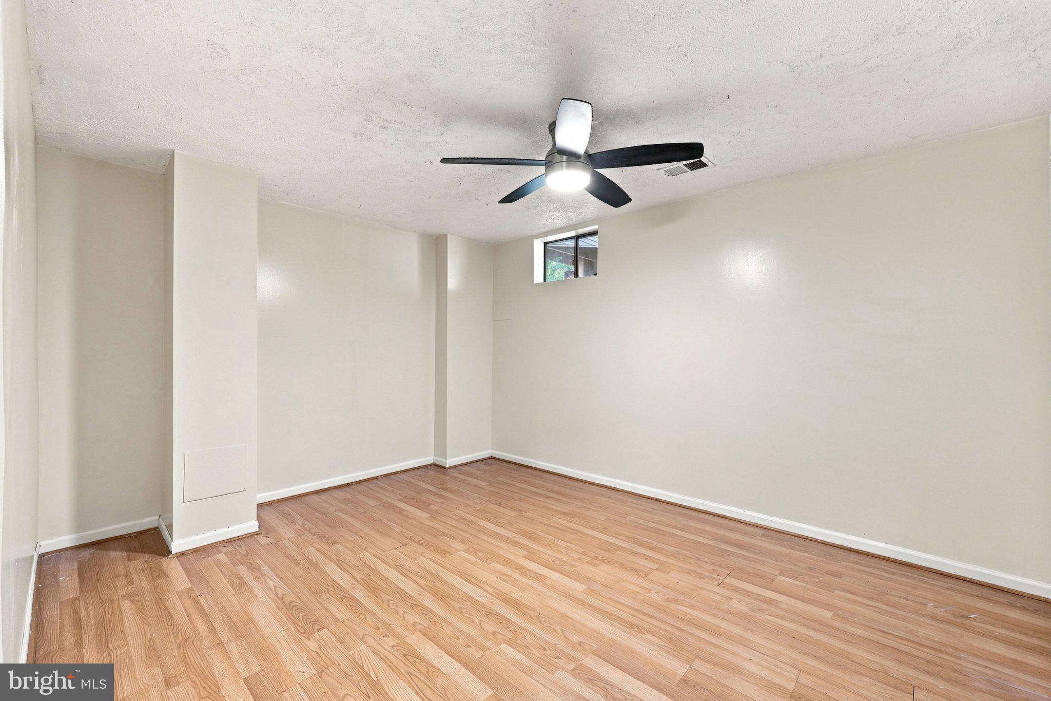 55 THORNBERRY DRIVE W