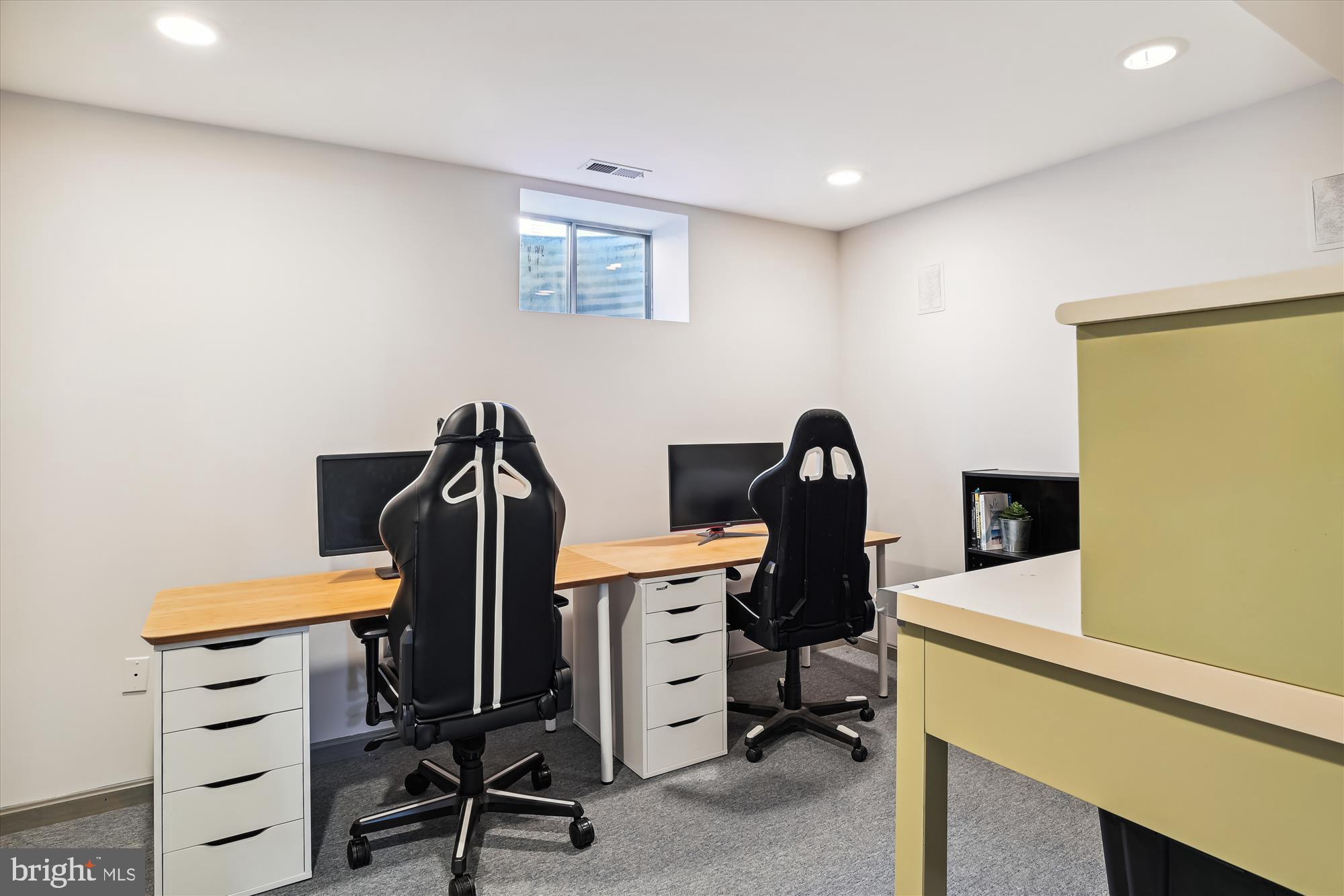 VILLAGE OF CLARYS FOREST - Residential