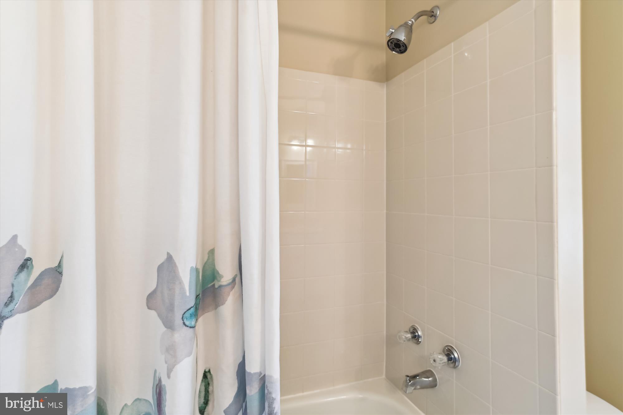 VILLAGE OF CLARYS FOREST - Residential