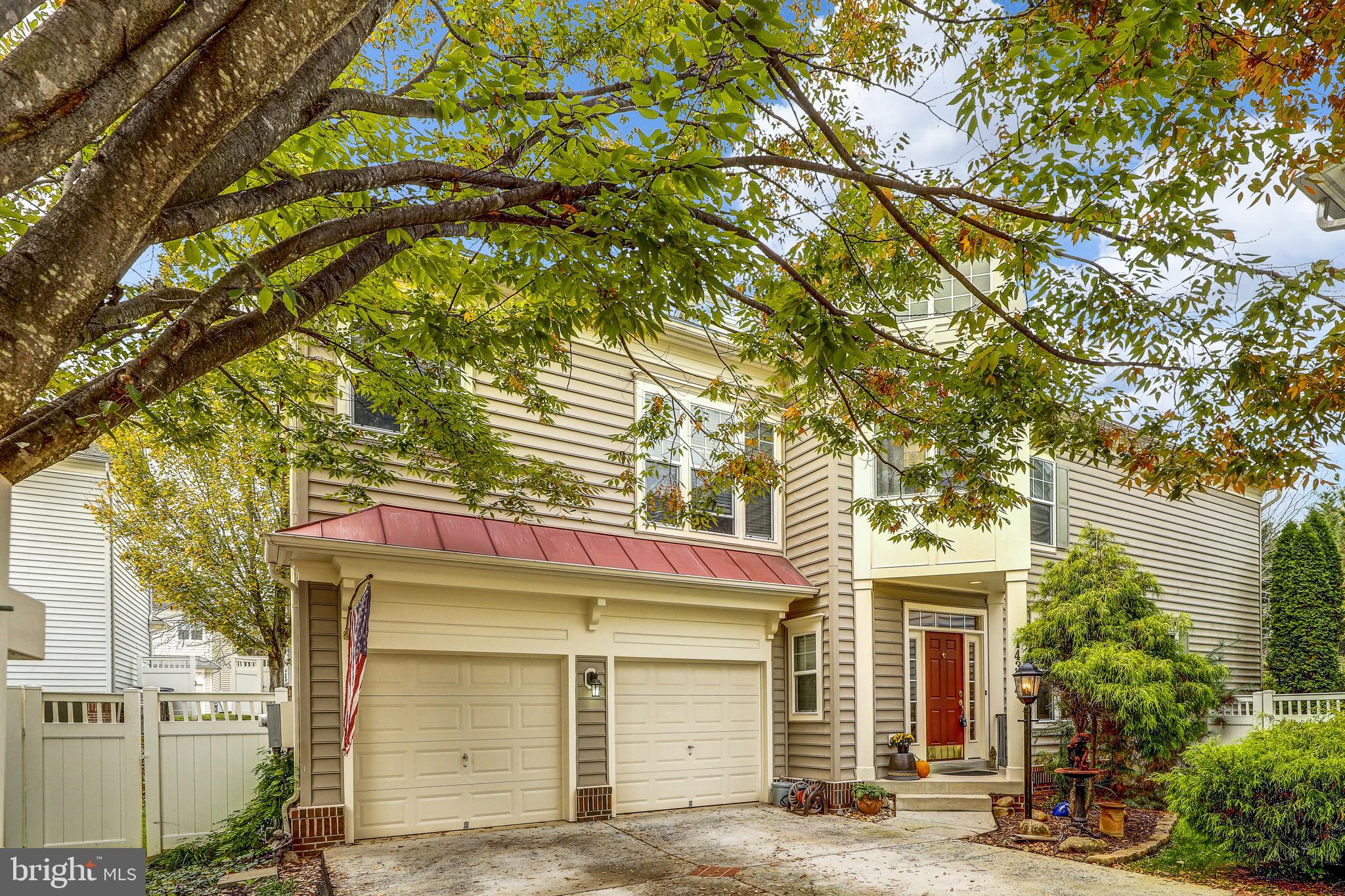 MEADOWS AT MORRIS FARM - Residential