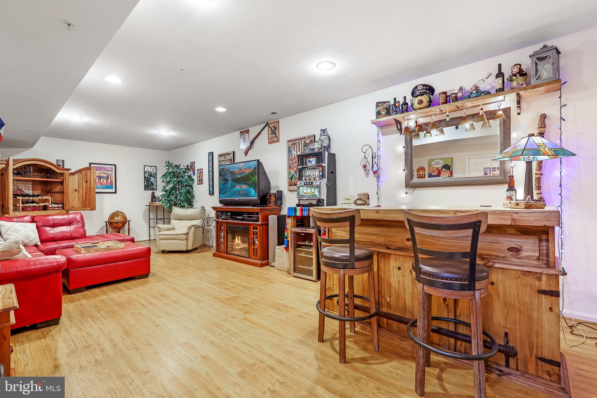 MEADOWS AT MORRIS FARM - Residential