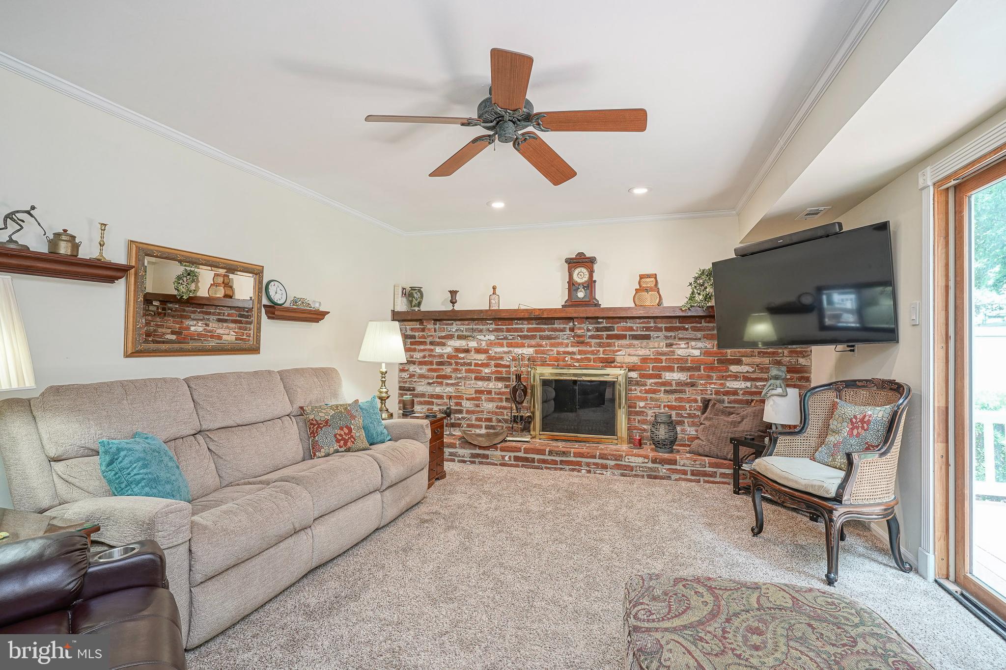 408 TIMOTHY TERRACE