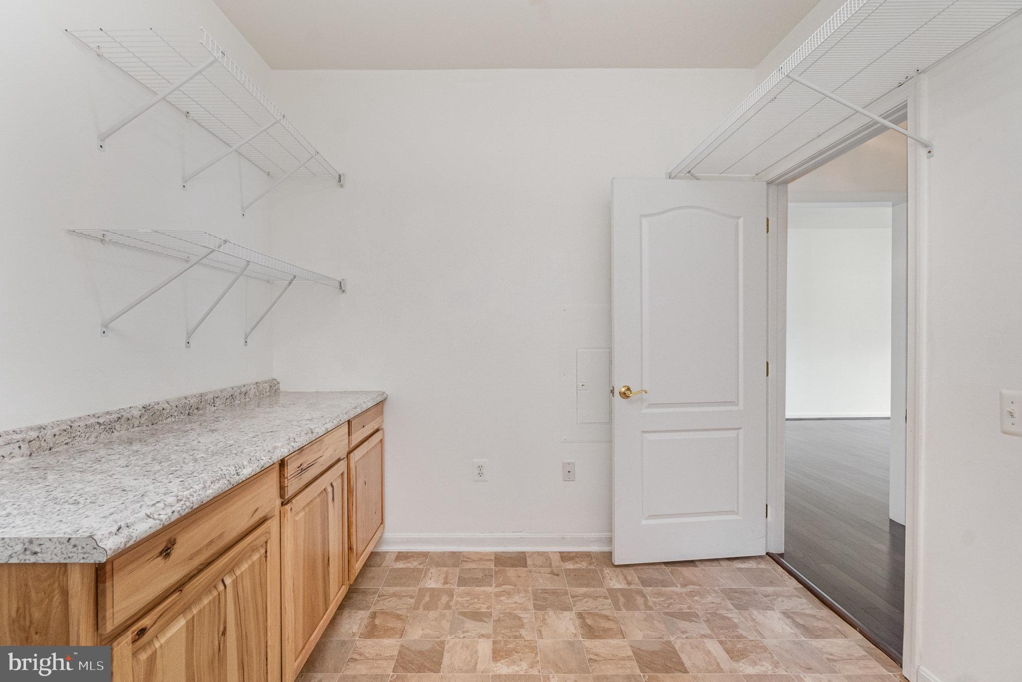 IRWINS CHOICE - Residential