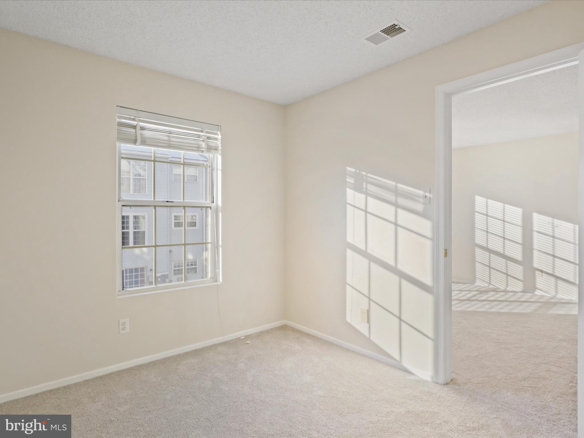 FOX CHASE/EXETER - Residential Lease