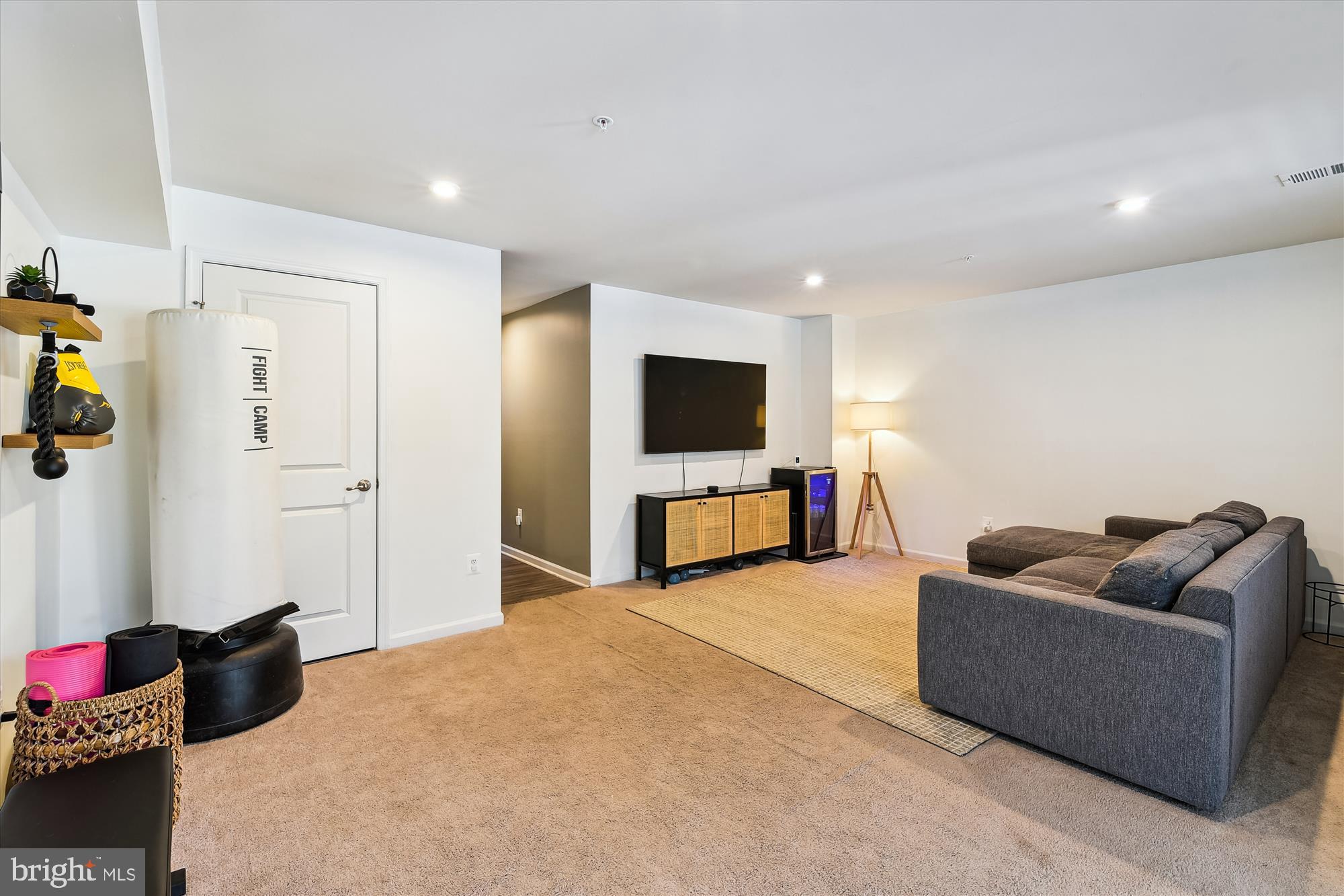 EDGEMERE/SPARROWS POINT - Residential Lease