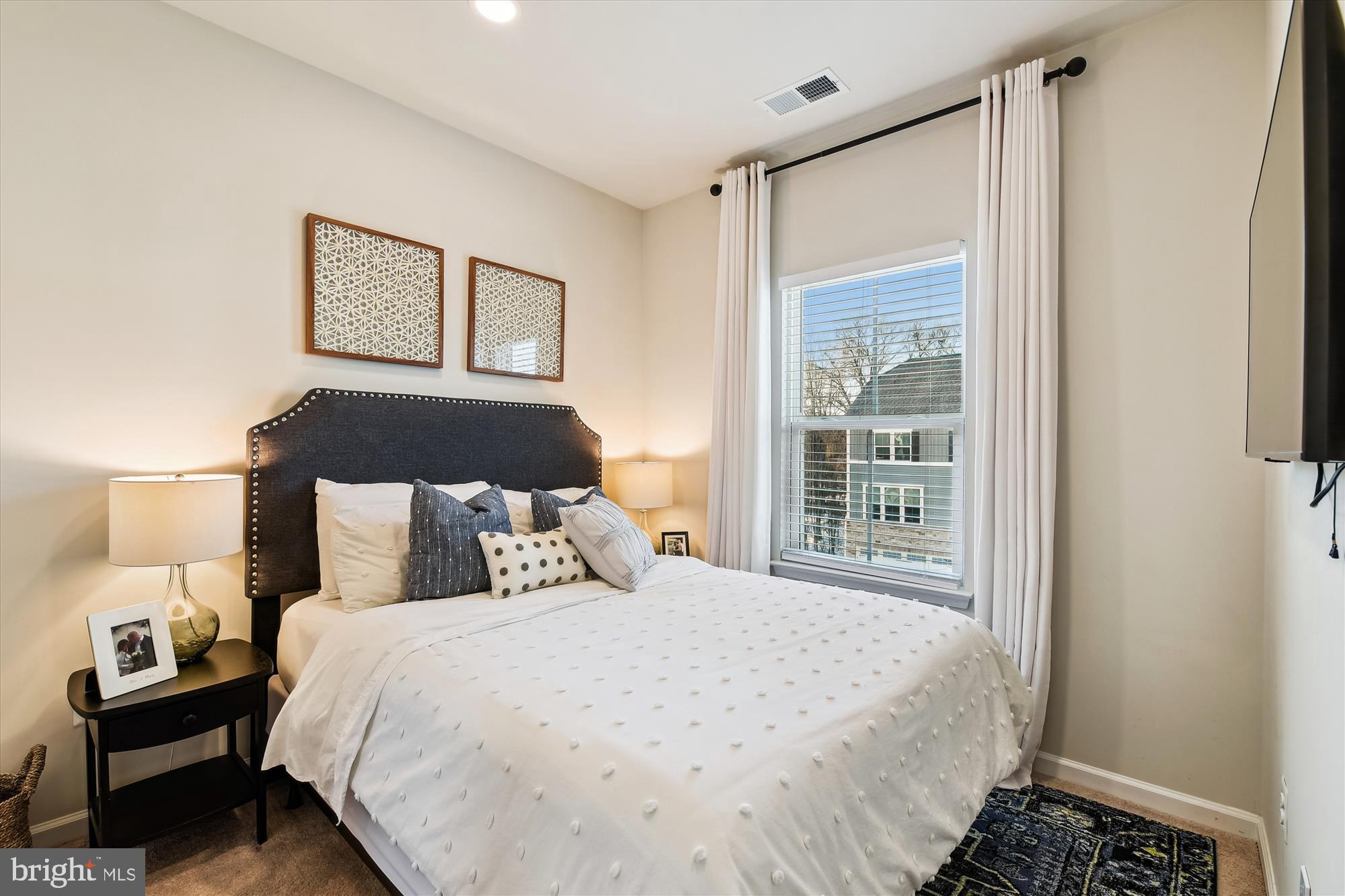 EDGEMERE/SPARROWS POINT - Residential Lease