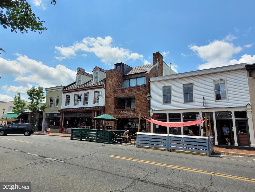 CONWAY GROVE - Residential Lease