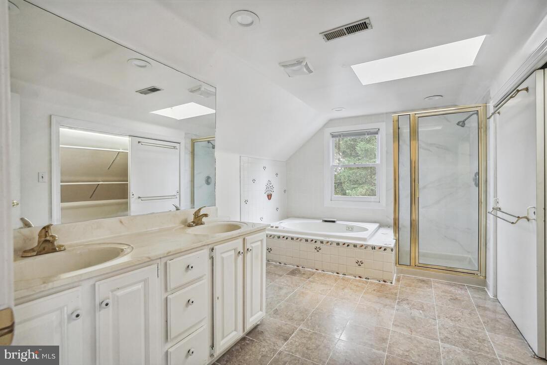 CONWAY GROVE - Residential Lease