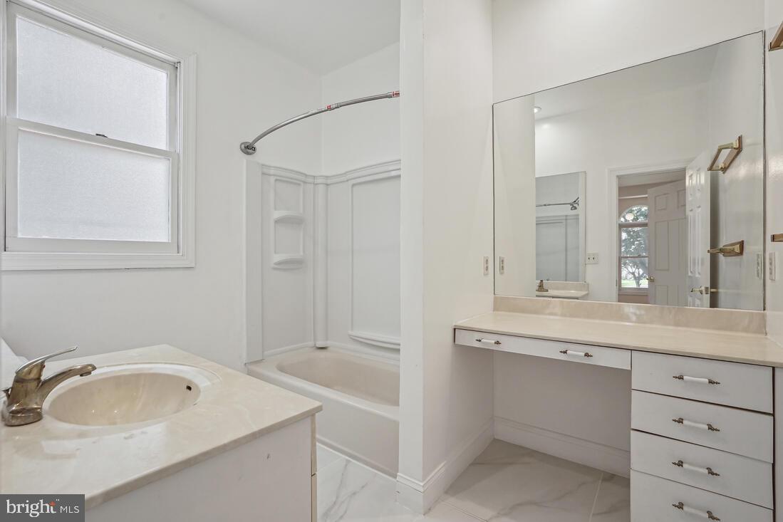 CONWAY GROVE - Residential Lease