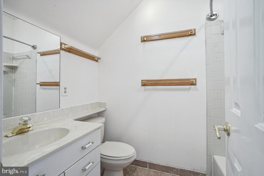 CONWAY GROVE - Residential Lease