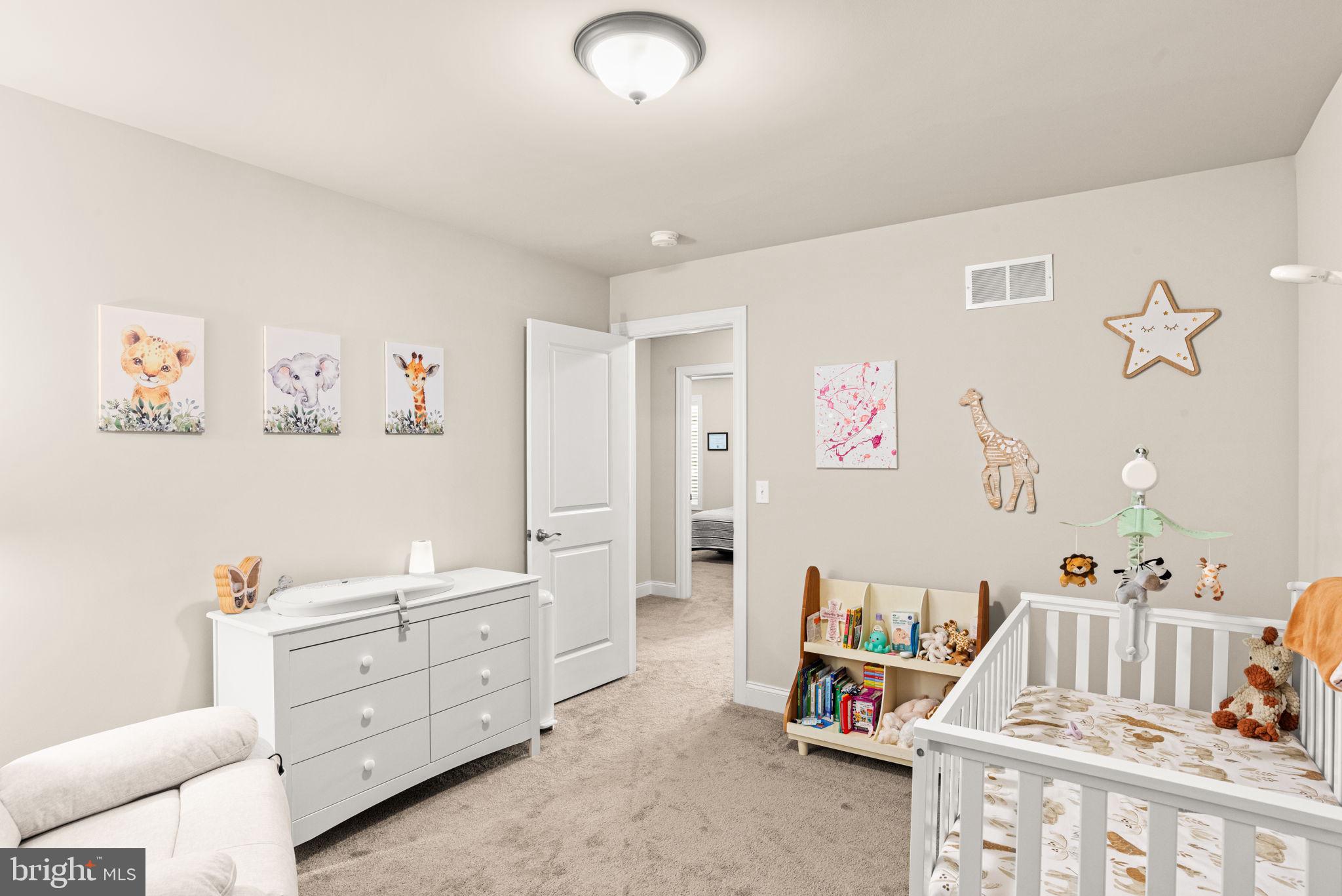 WOODLAND HILLS - Residential
