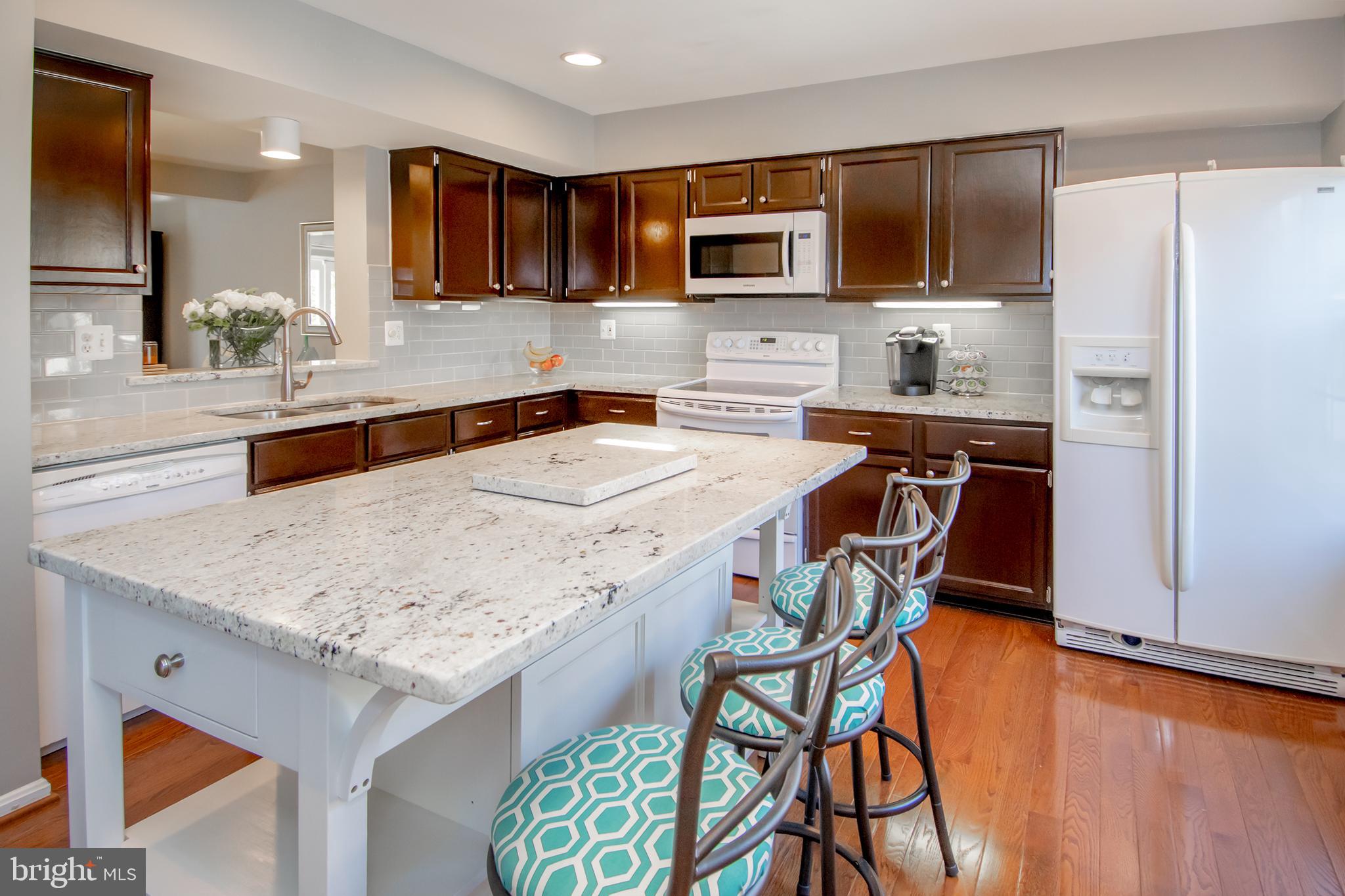 VILLAGE OF HARPERS CHOICE - Residential