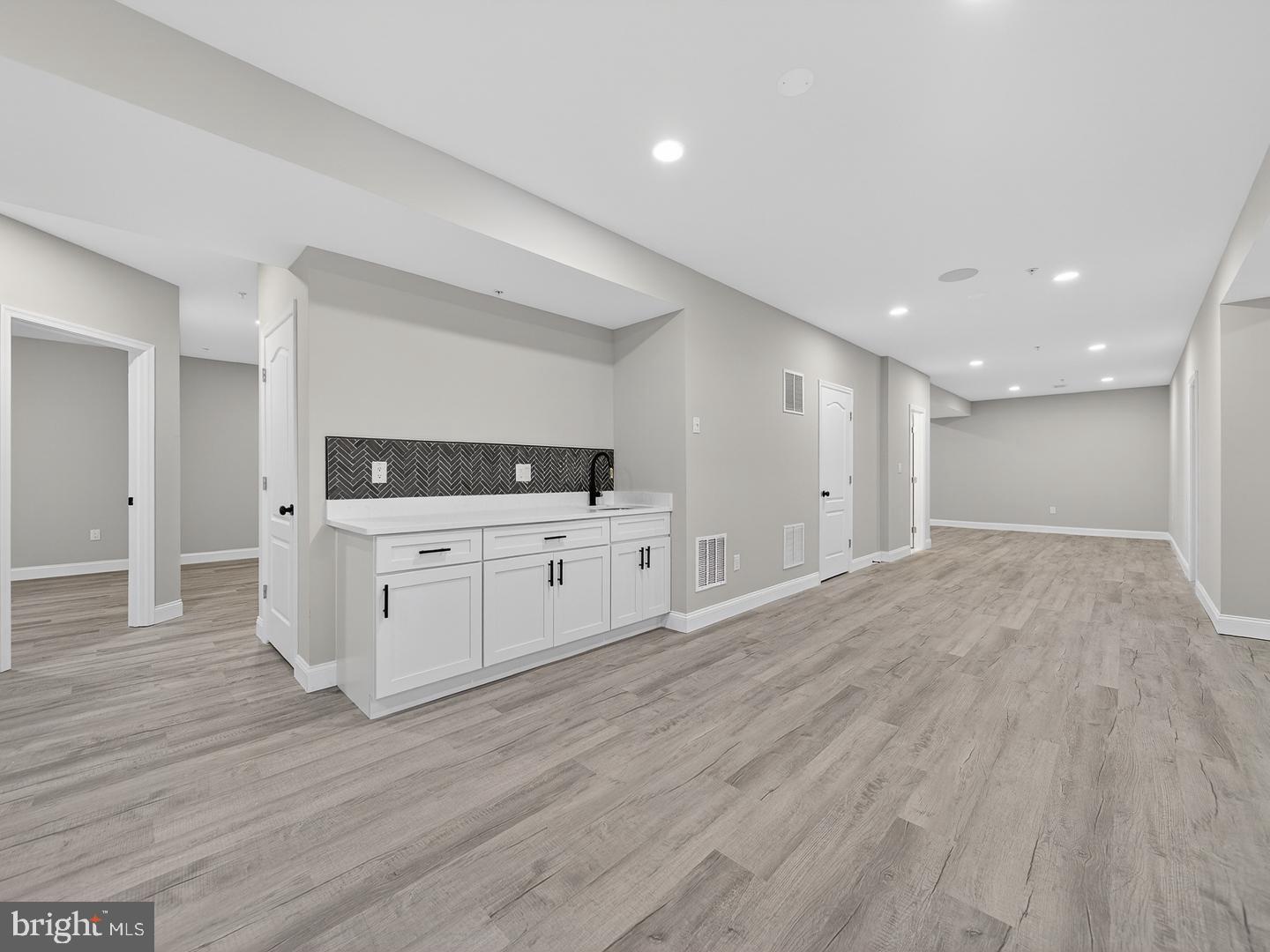 WOODBURN ESTATES - Residential