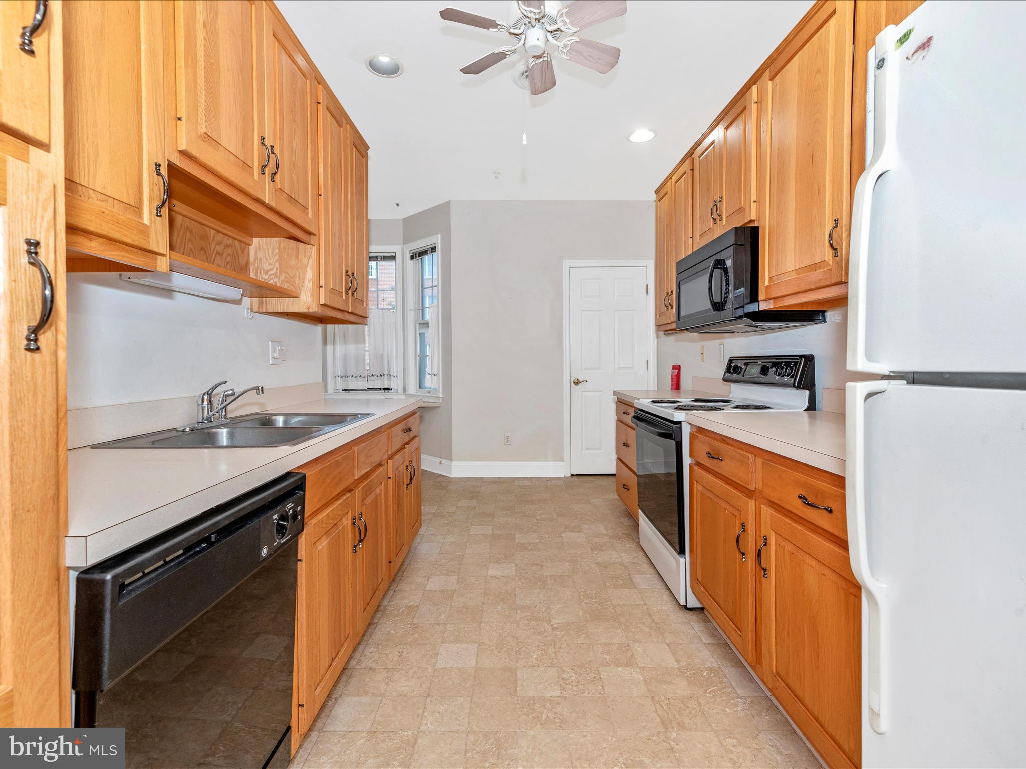 ROSEWOOD - Residential