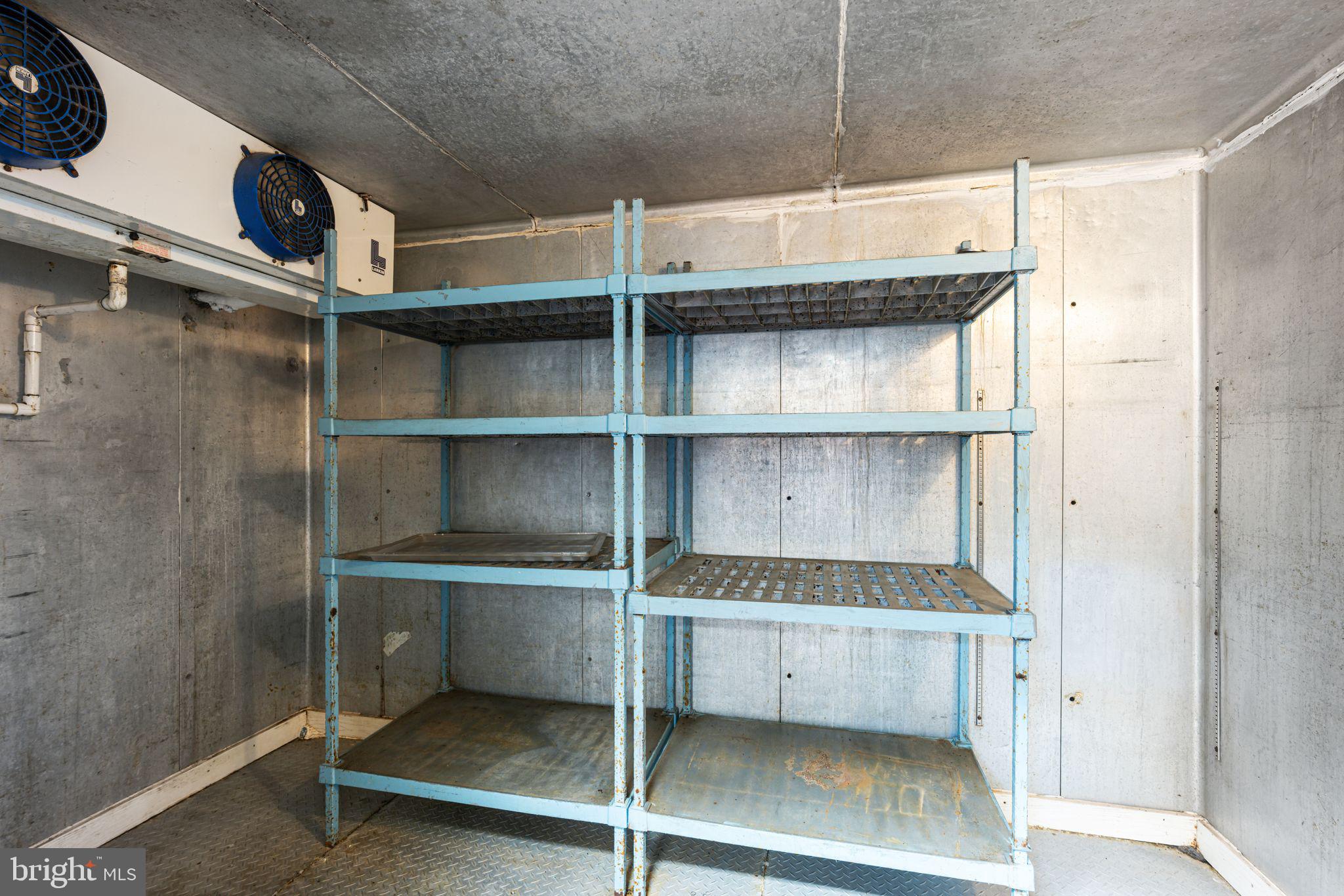 OVERBROOK PARK - Commercial Lease