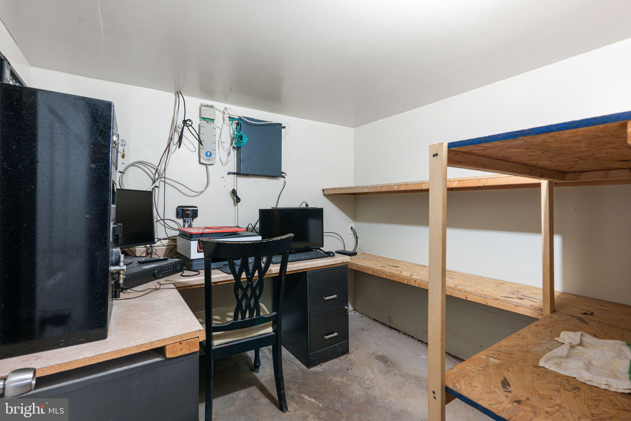 OVERBROOK PARK - Commercial Lease