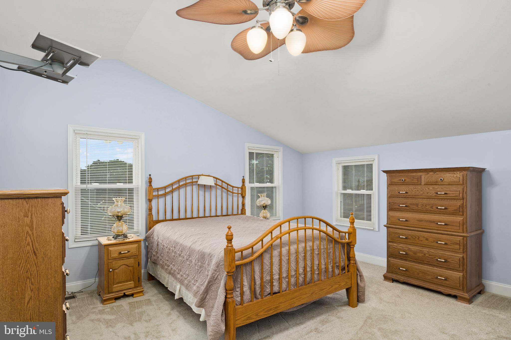 LINDEN HEIGHTS - Residential