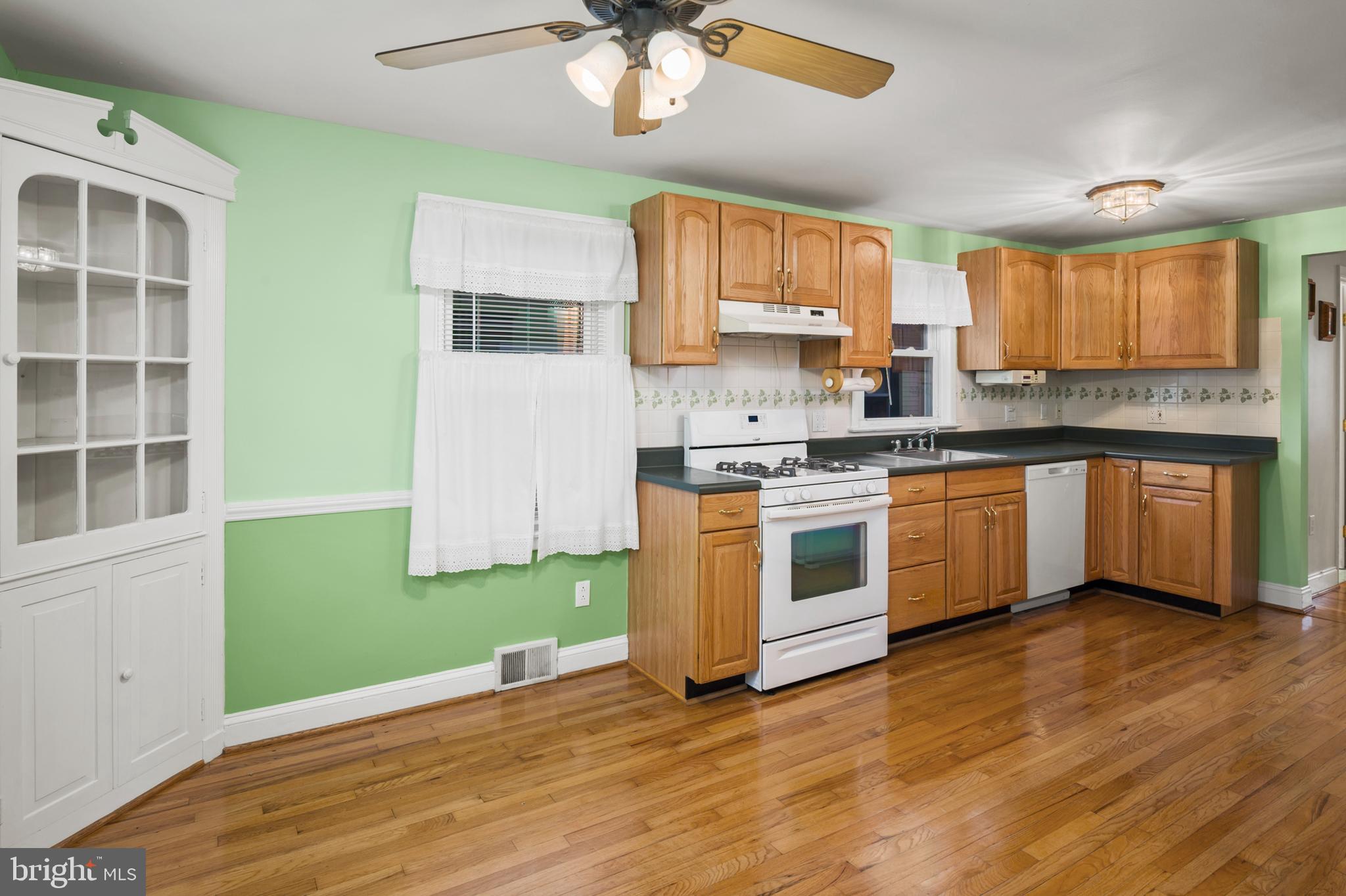 LINDEN HEIGHTS - Residential