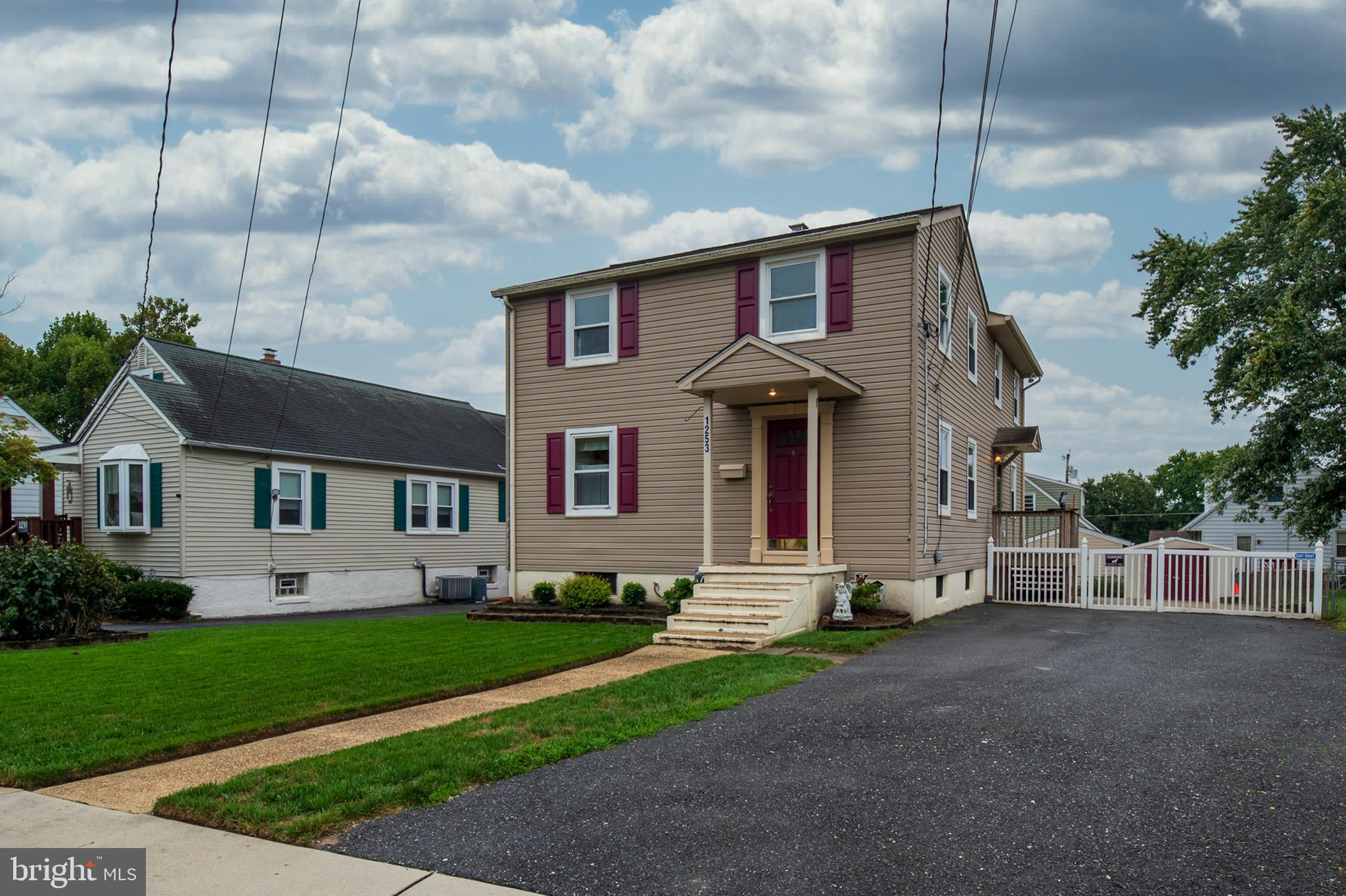 LINDEN HEIGHTS - Residential