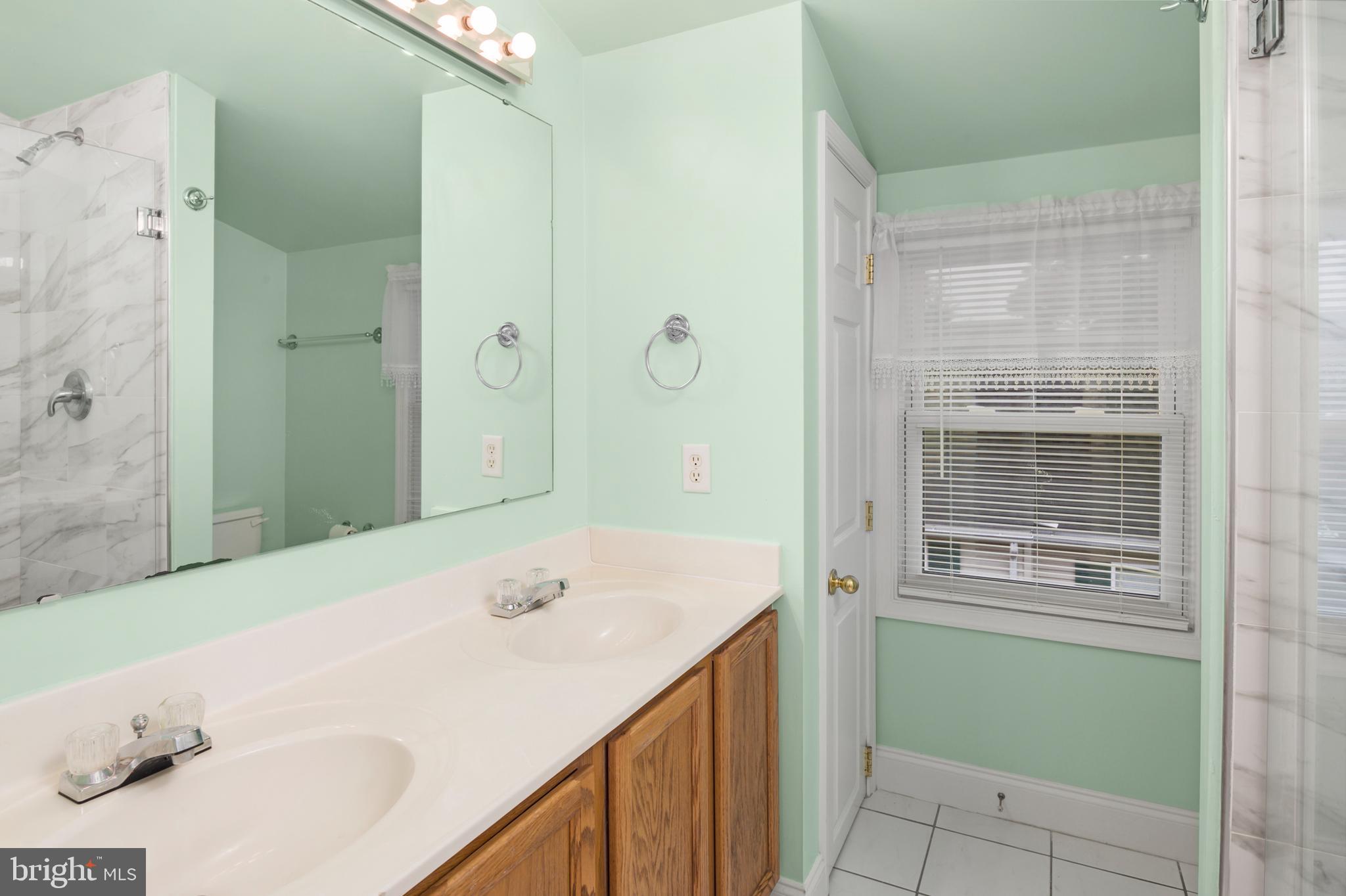 LINDEN HEIGHTS - Residential