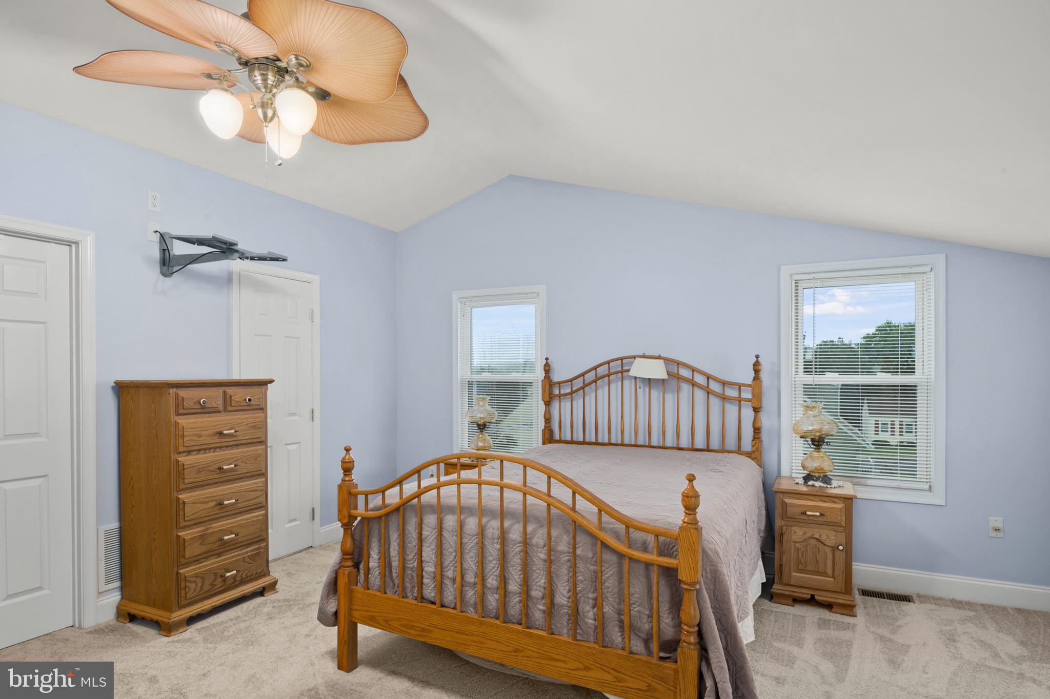 LINDEN HEIGHTS - Residential