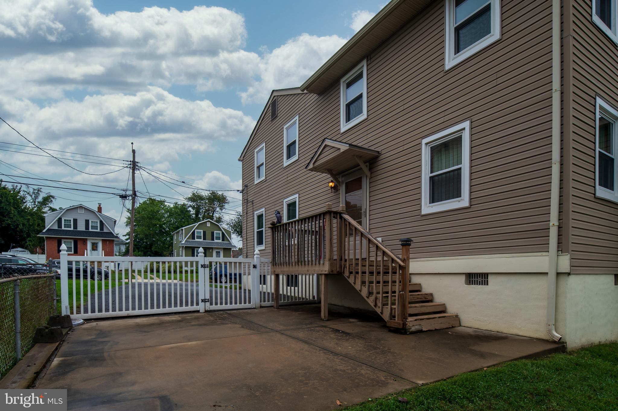 LINDEN HEIGHTS - Residential