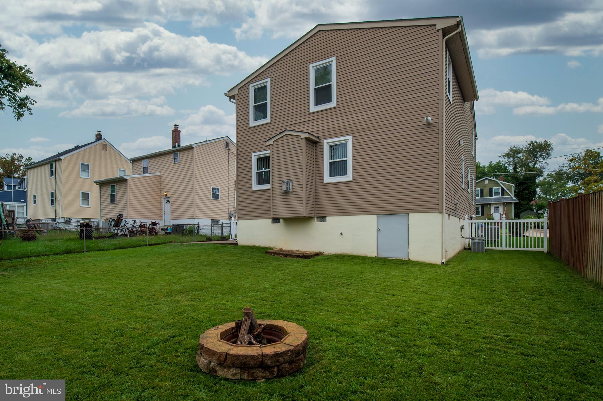 LINDEN HEIGHTS - Residential