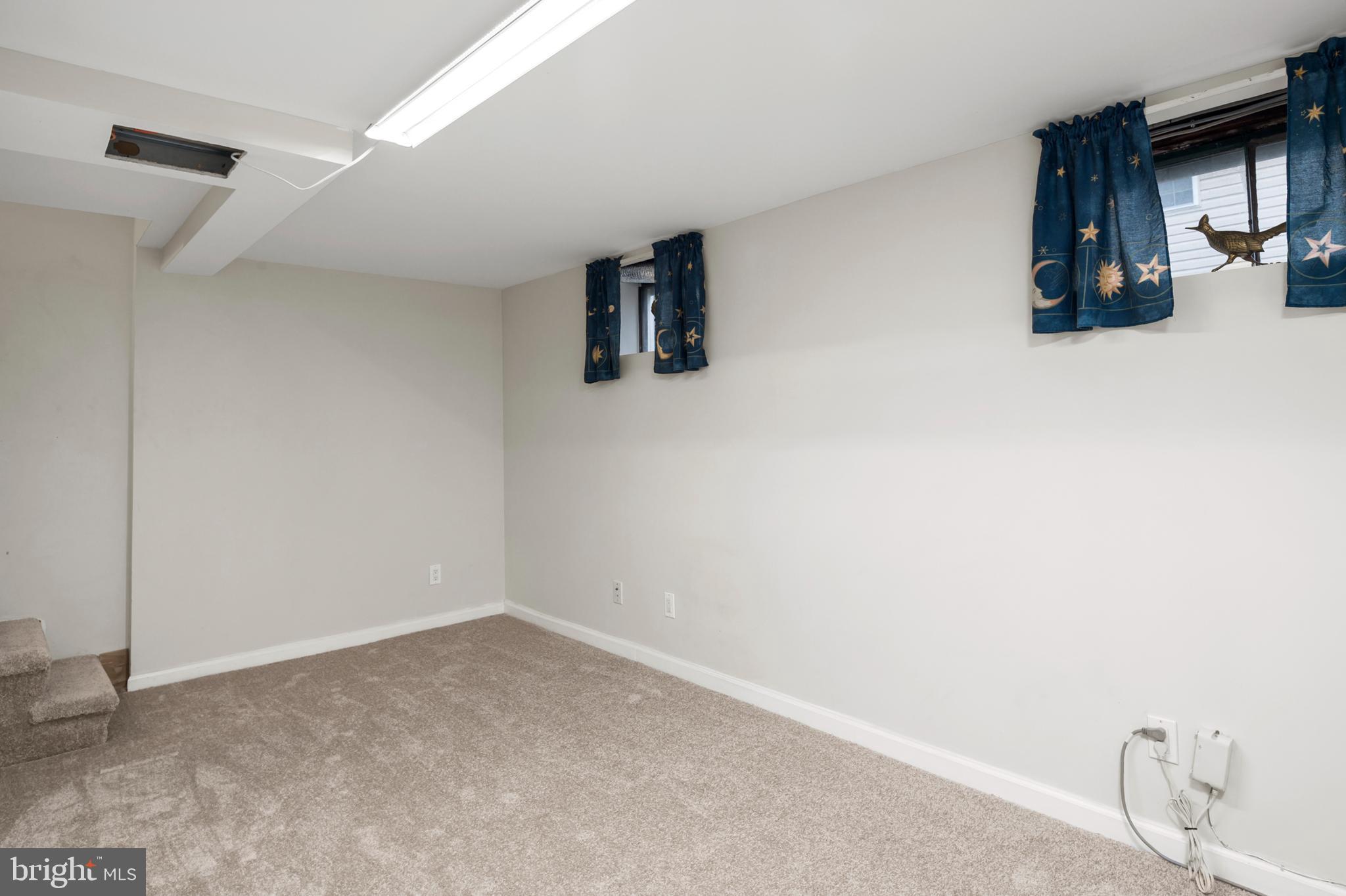 LINDEN HEIGHTS - Residential