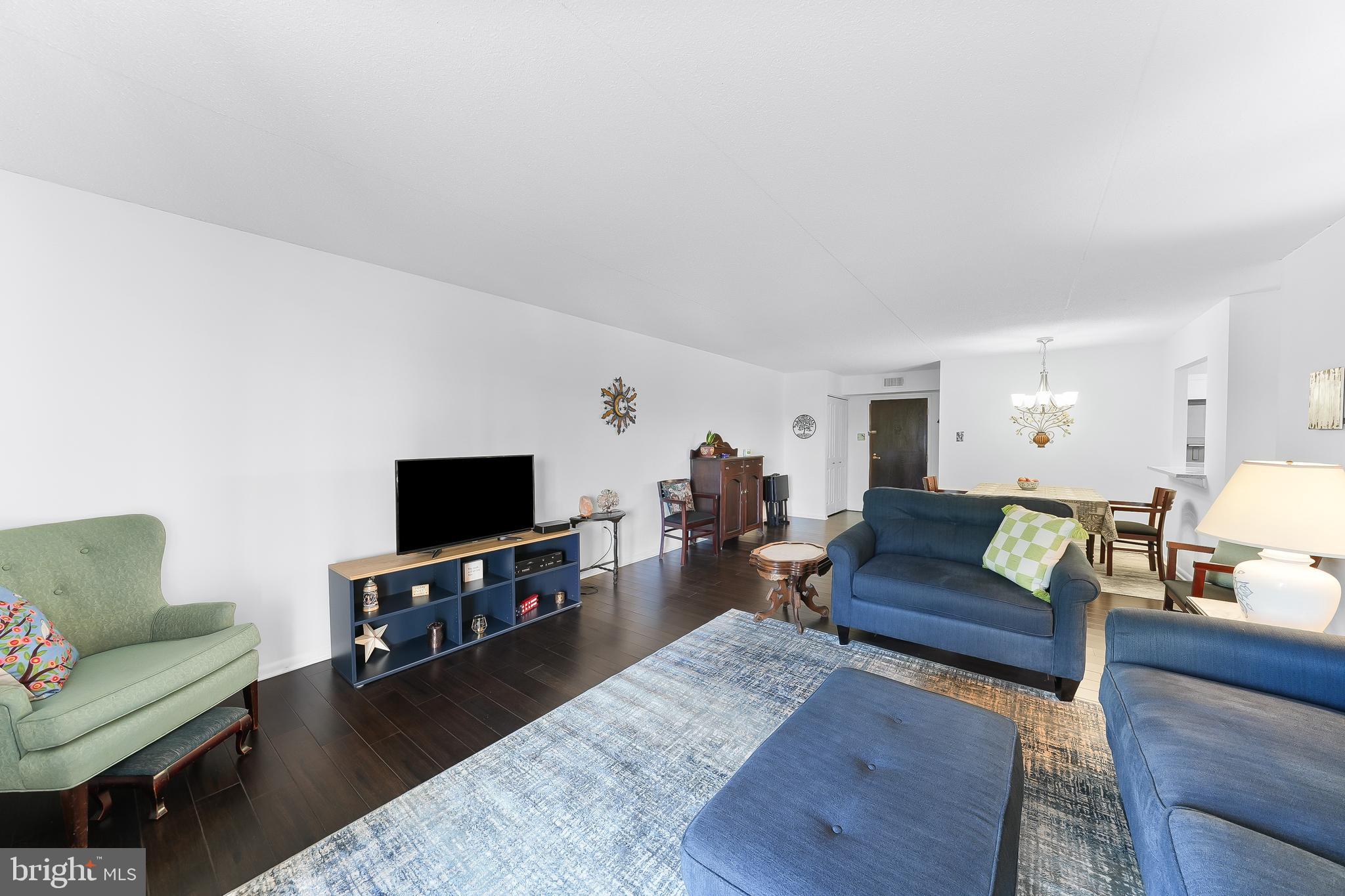 VALLEY FORGE TOWER - Residential