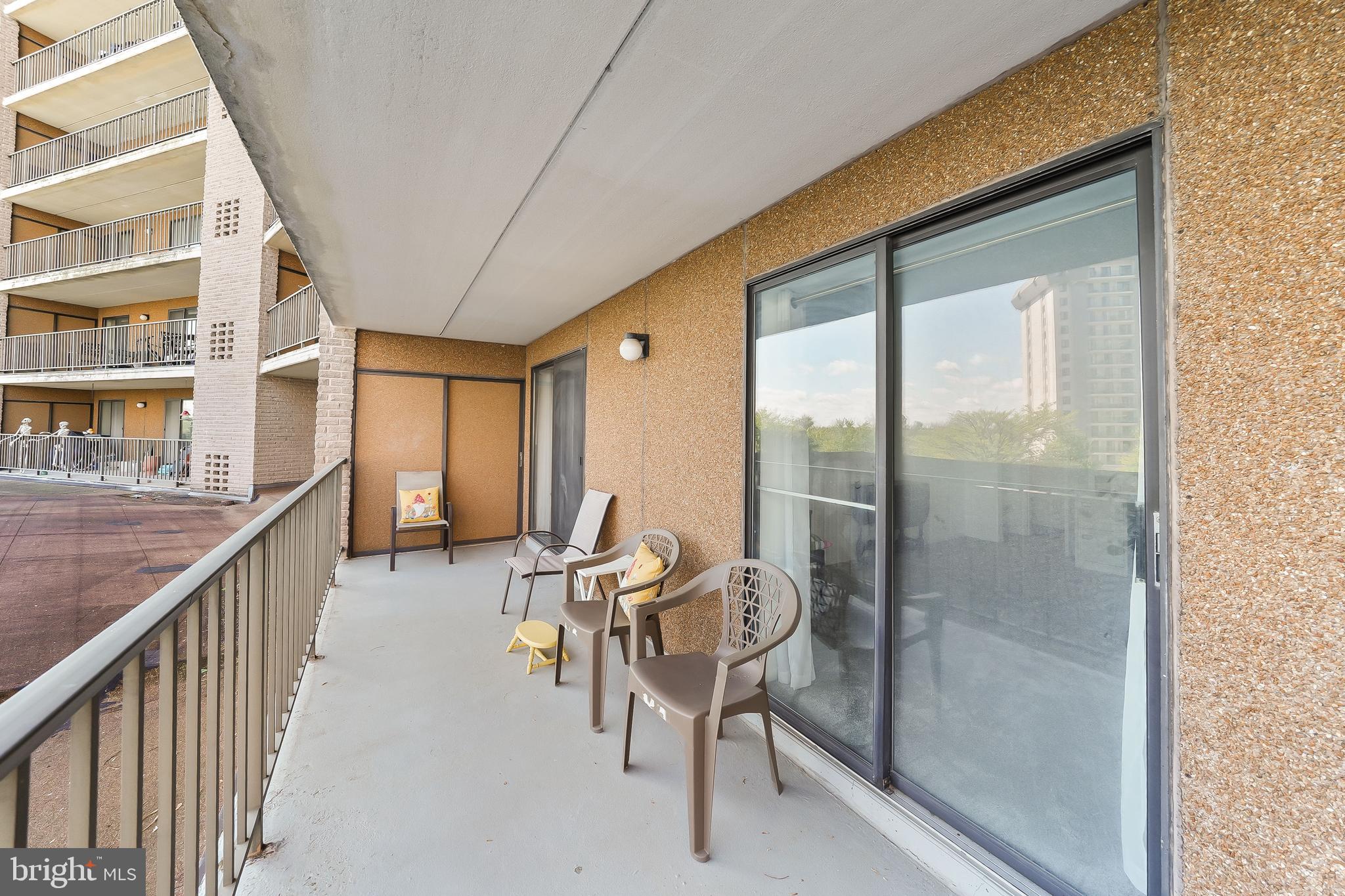 VALLEY FORGE TOWER - Residential
