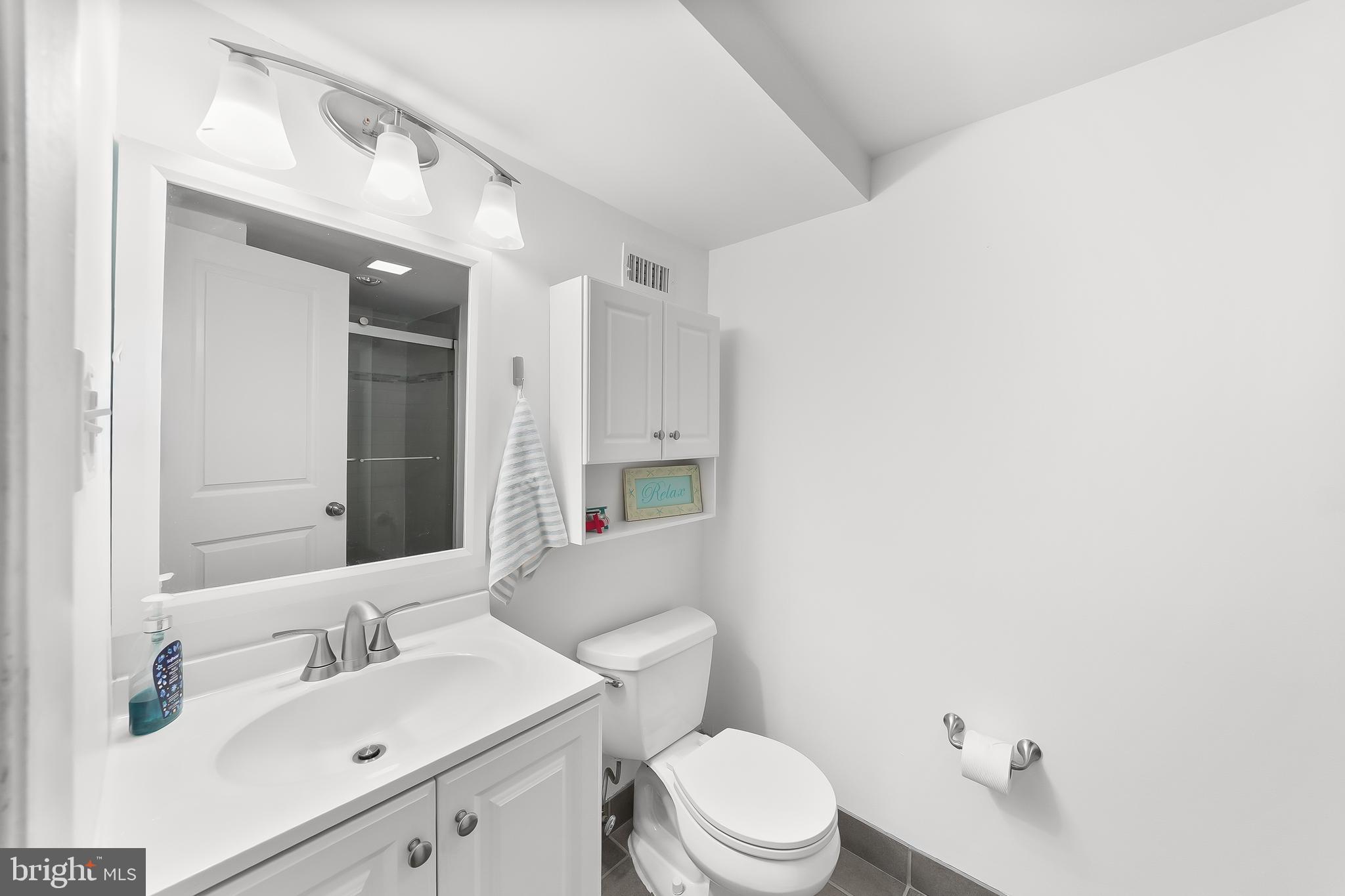 VALLEY FORGE TOWER - Residential