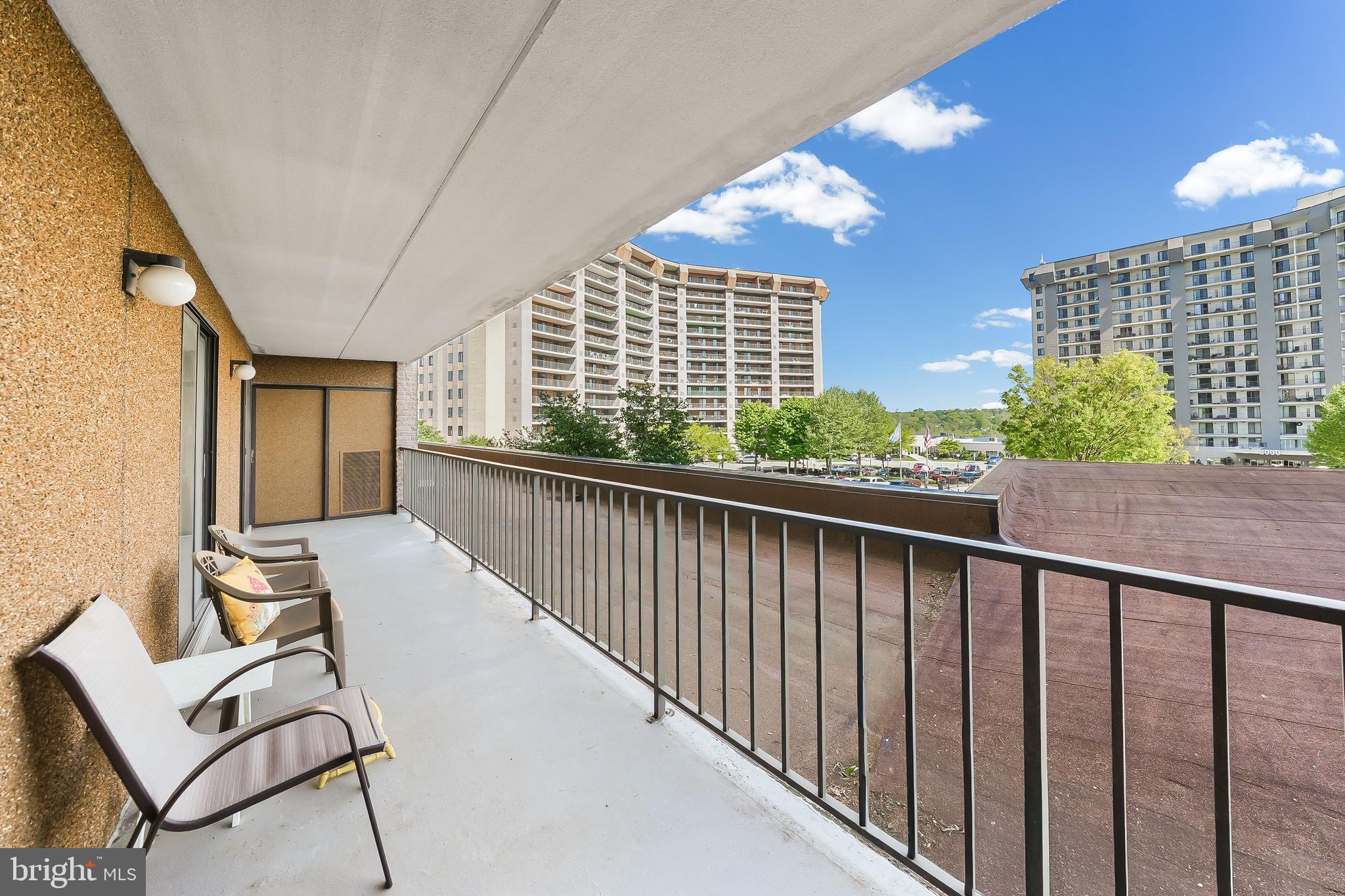 VALLEY FORGE TOWER - Residential