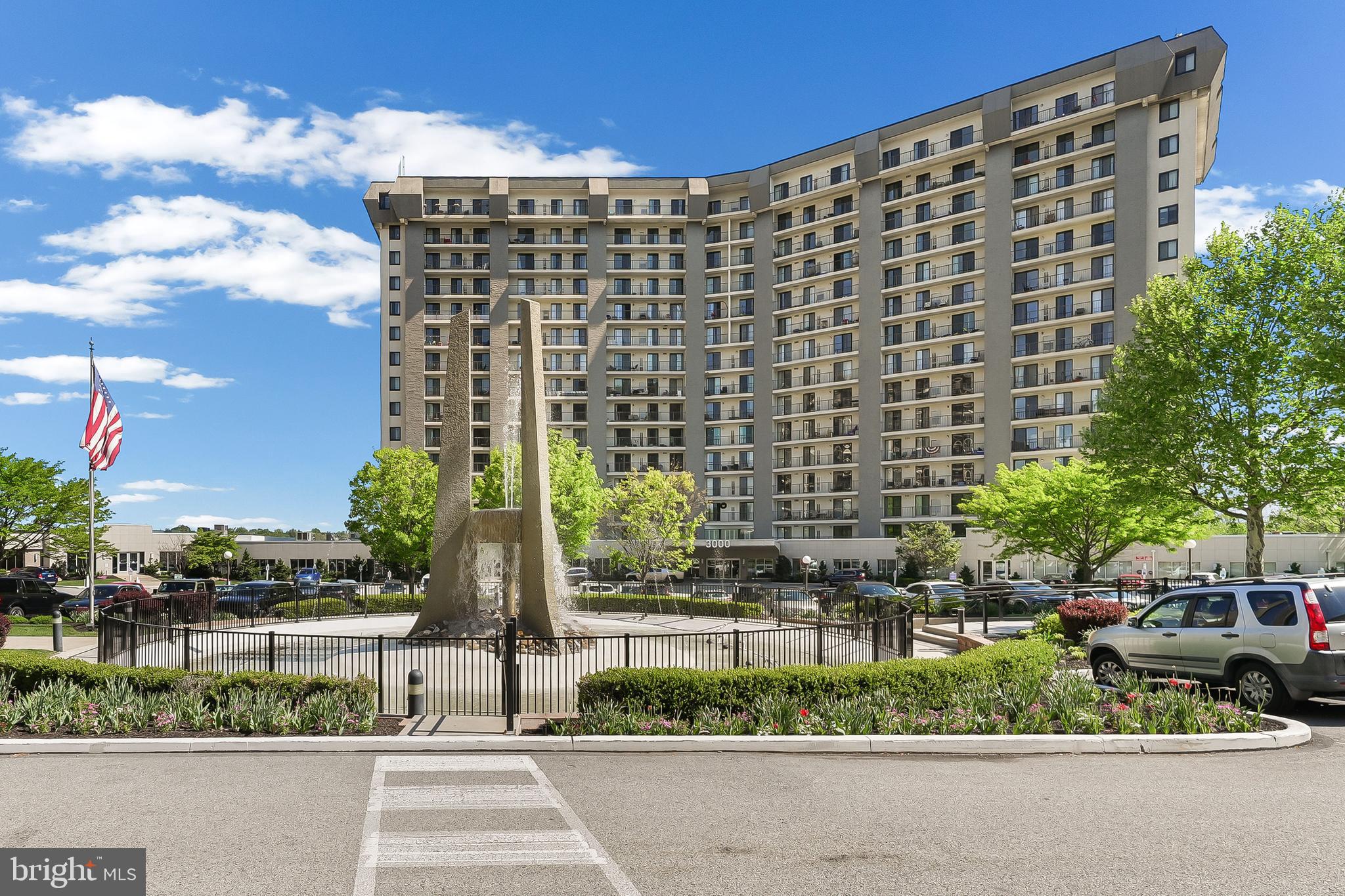 VALLEY FORGE TOWER - Residential