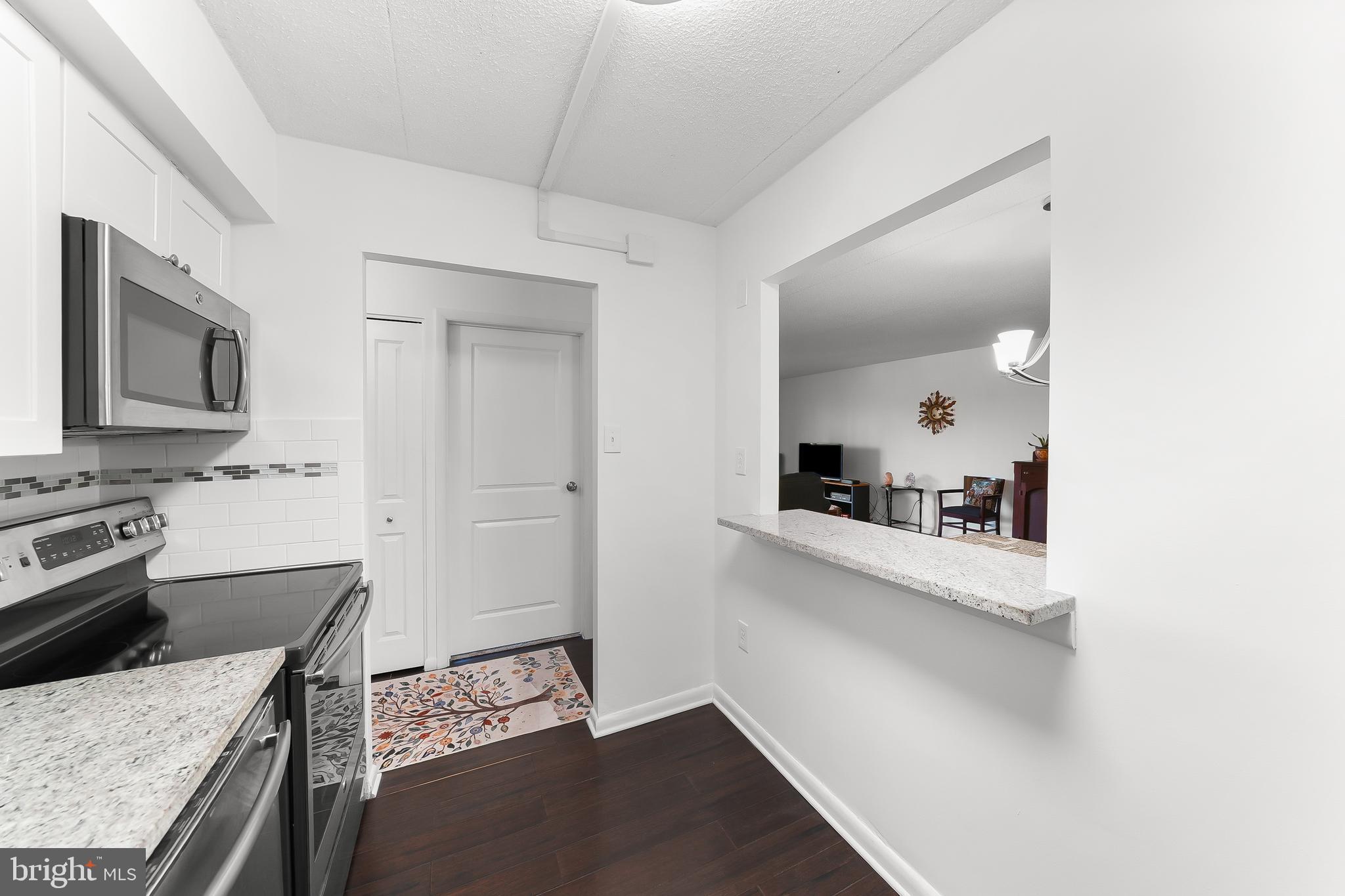 VALLEY FORGE TOWER - Residential
