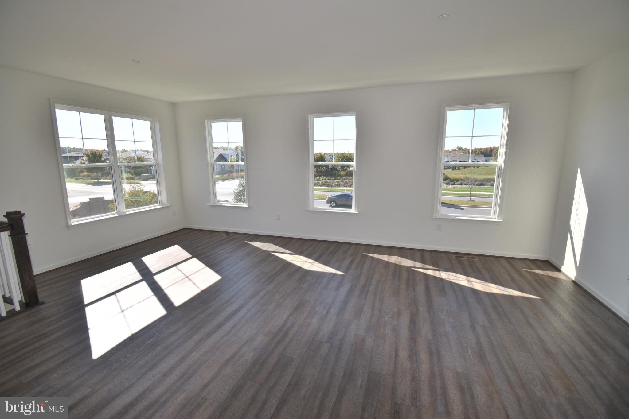 ELLENDALE - Residential Lease