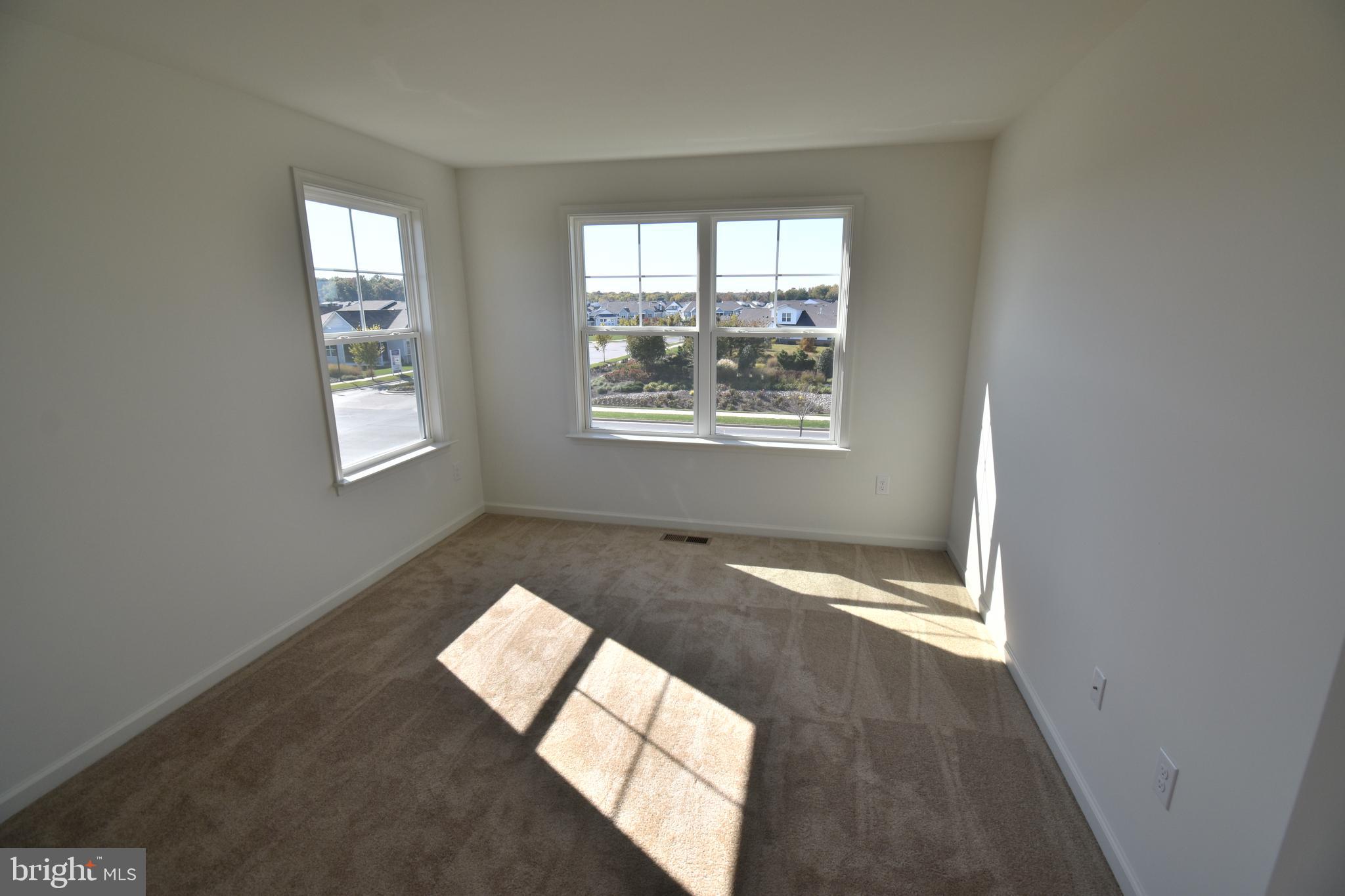 ELLENDALE - Residential Lease