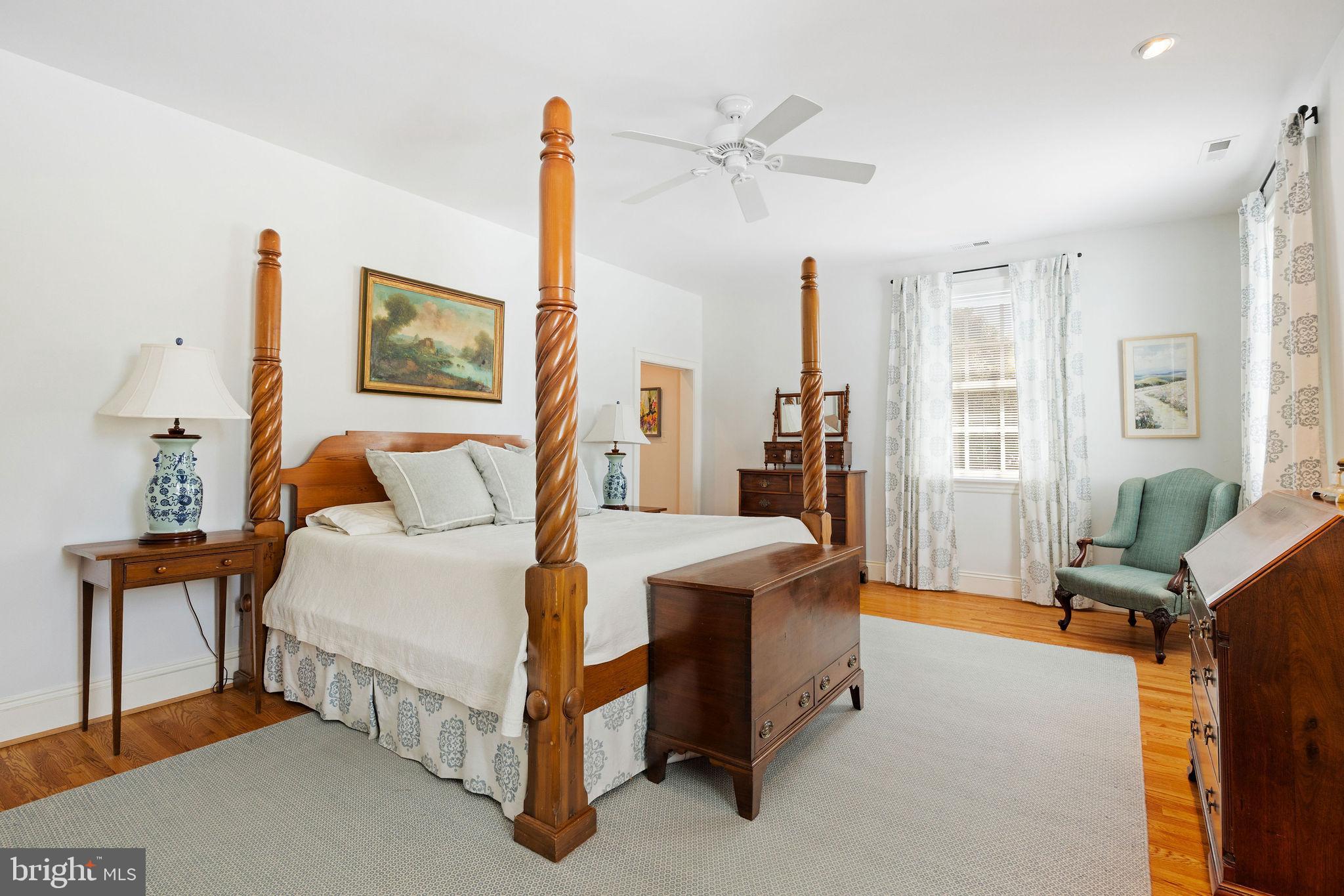 RICHMOND CITY - Residential