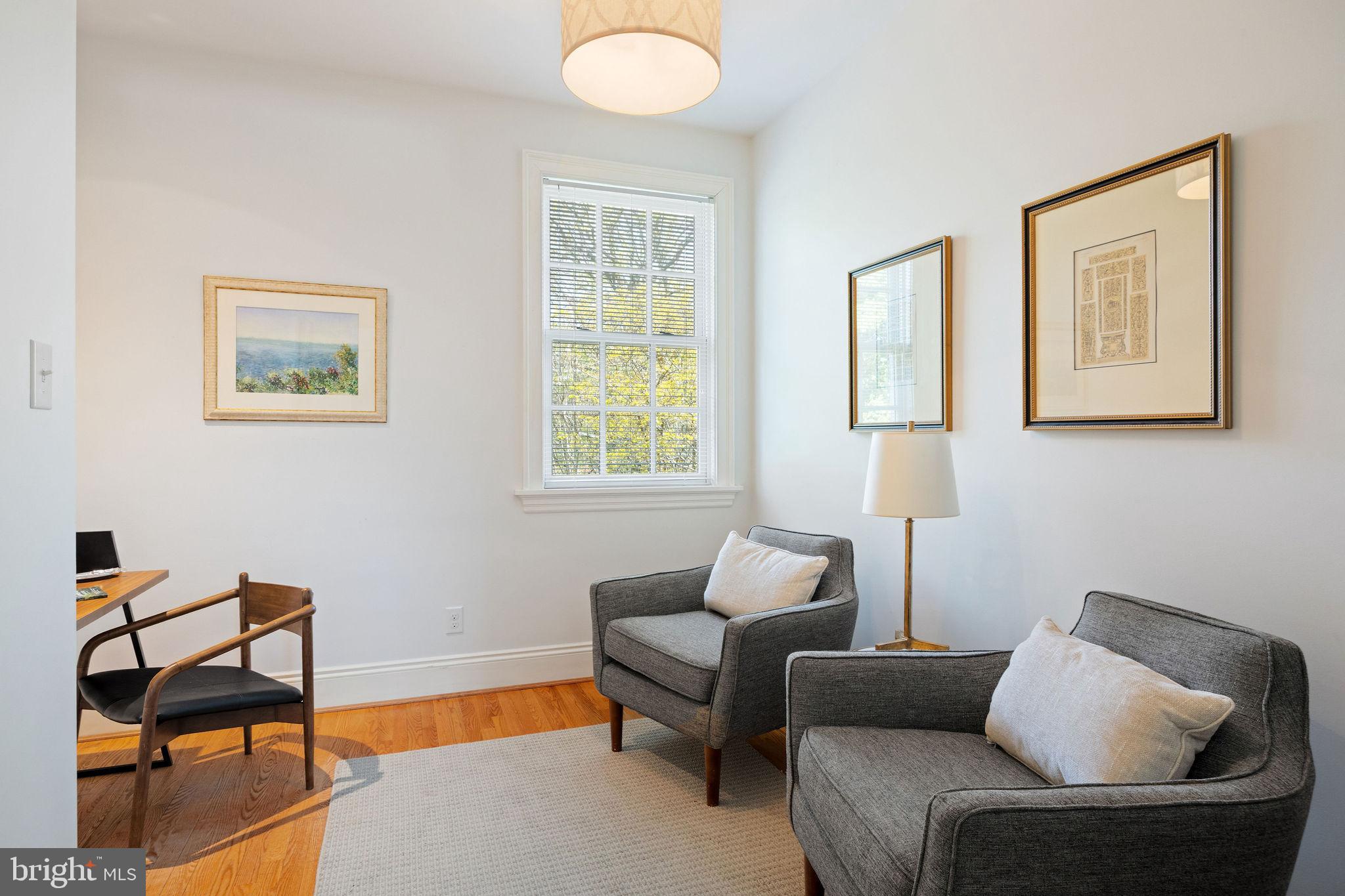 RICHMOND CITY - Residential