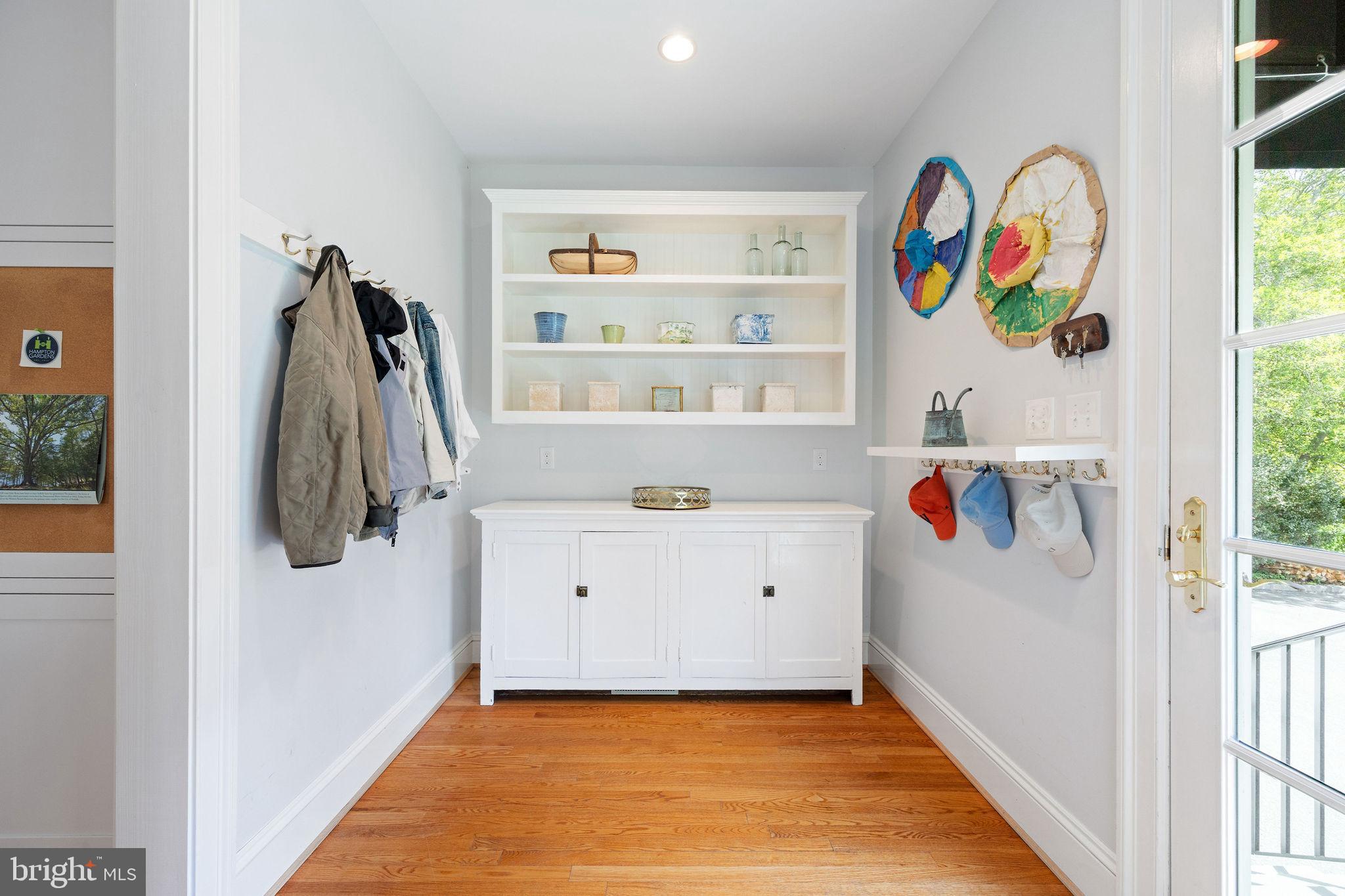 RICHMOND CITY - Residential