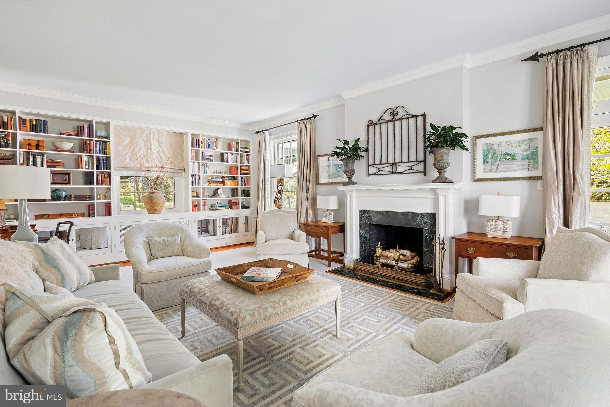 RICHMOND CITY - Residential