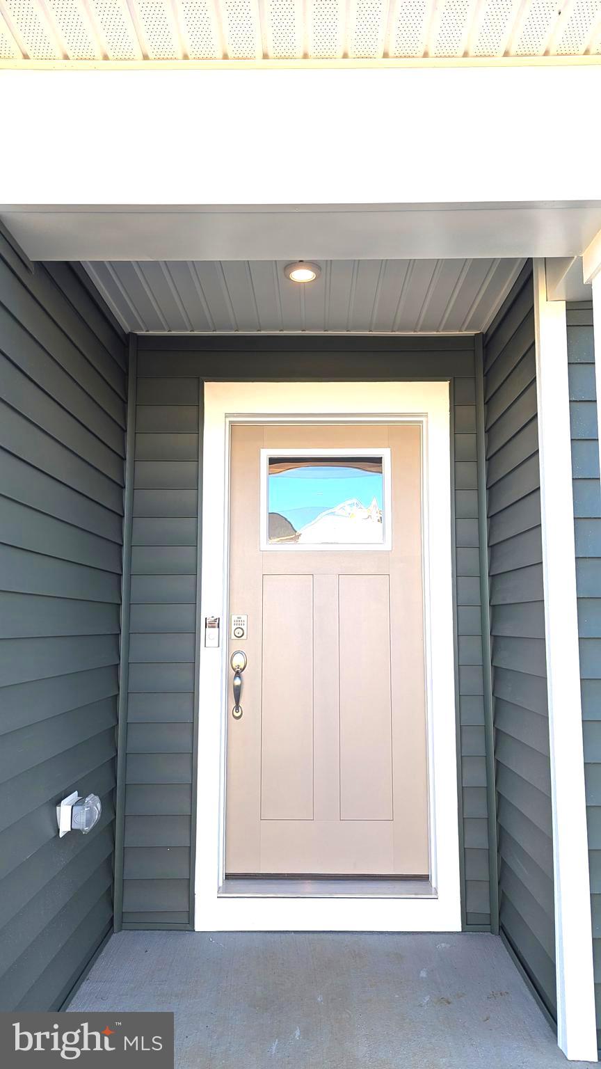 KING'S CROSSING - Residential Lease