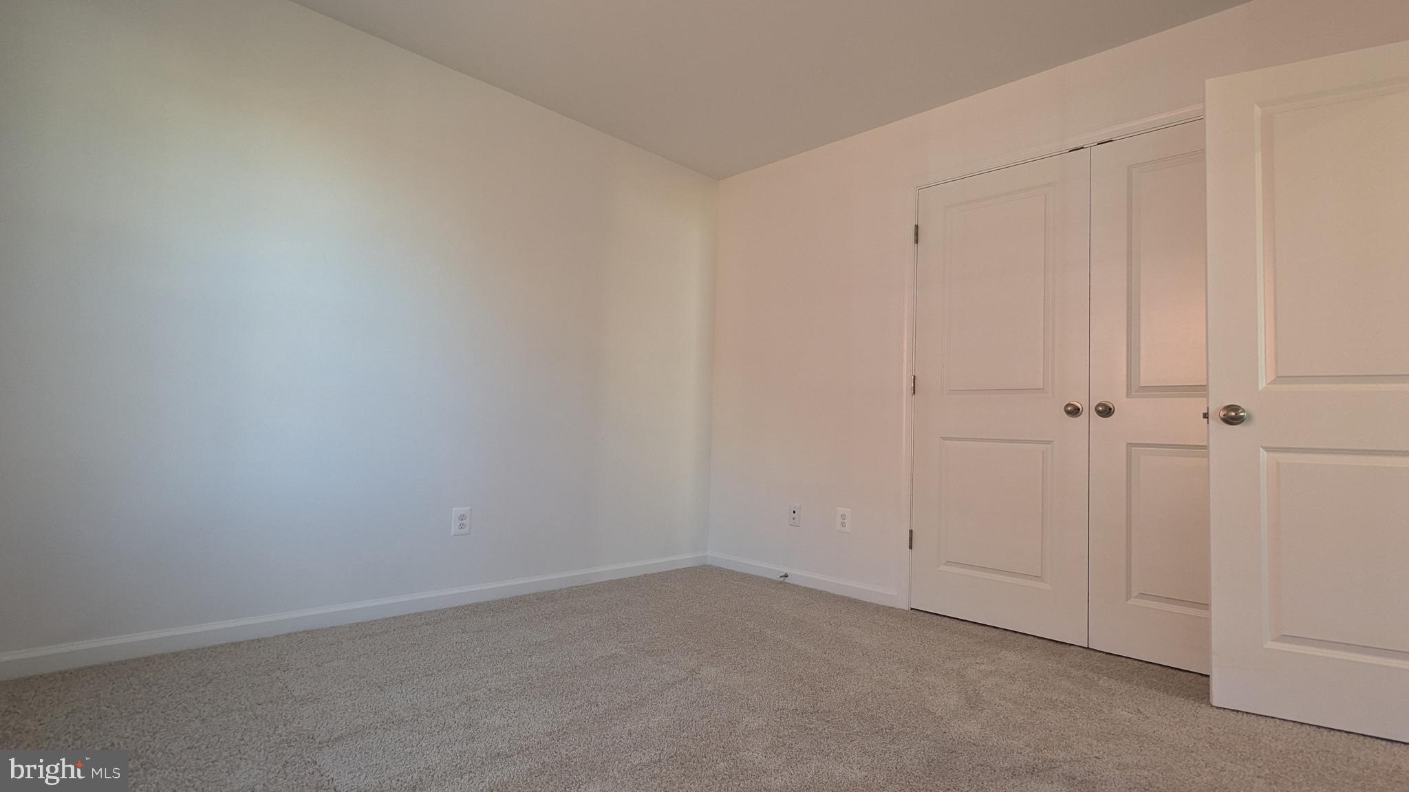 KING'S CROSSING - Residential Lease