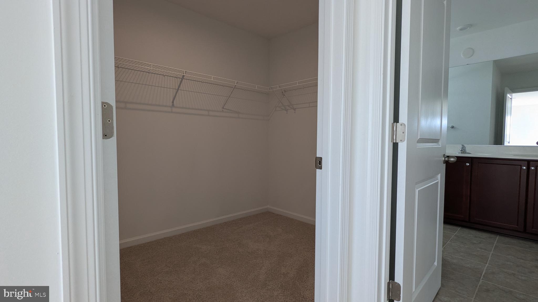 KING'S CROSSING - Residential Lease