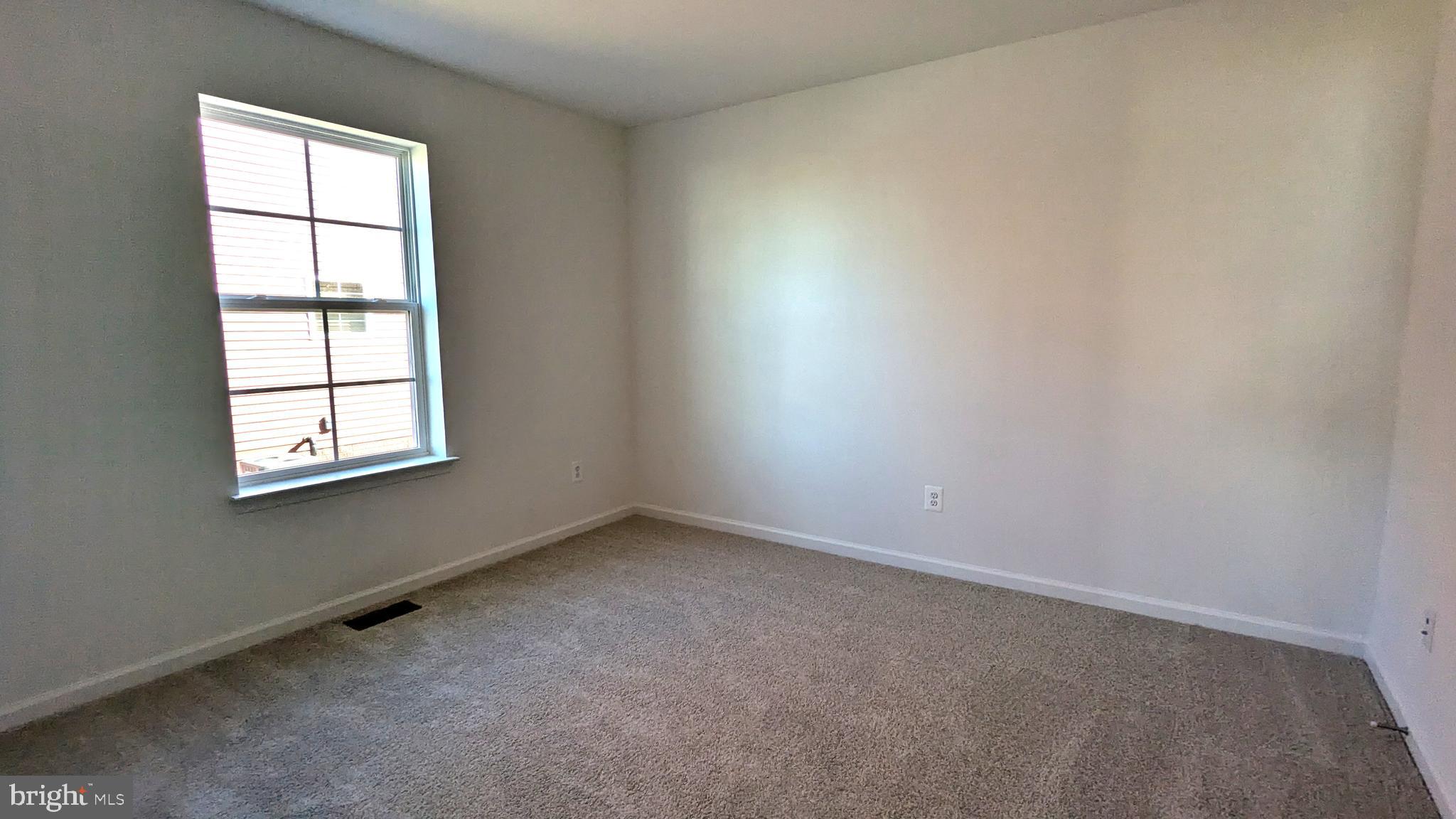 KING'S CROSSING - Residential Lease