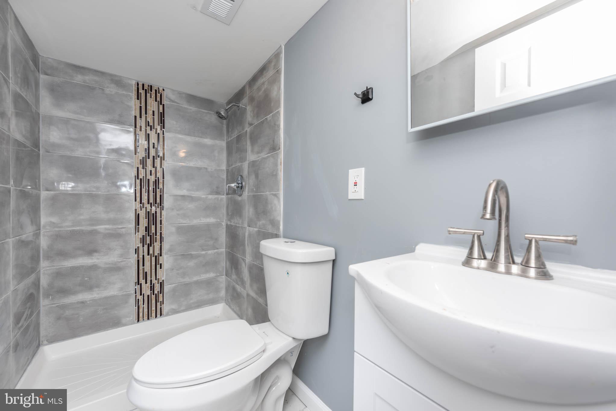 BROOKLYN - Residential
