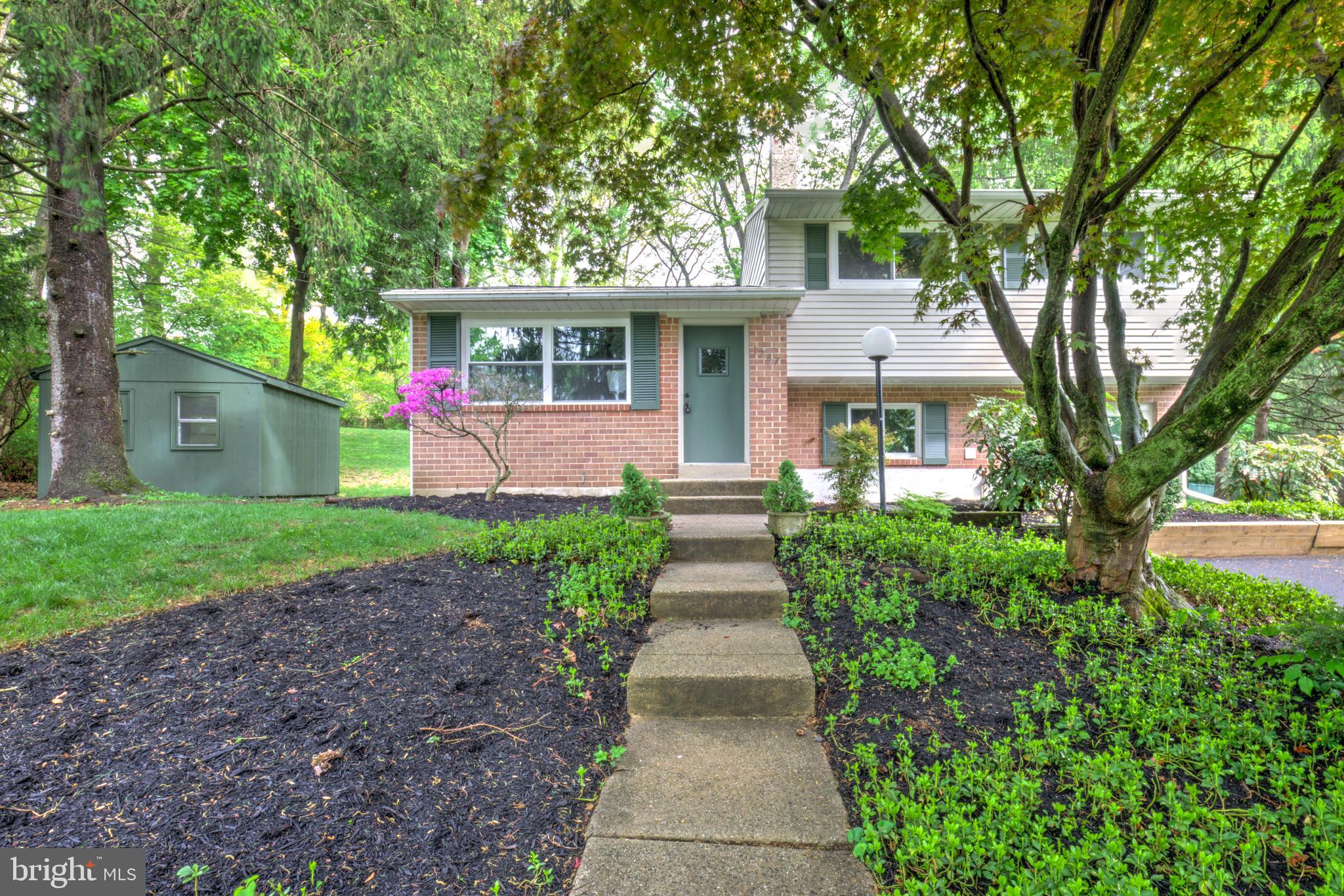 1287 BELMONT AVENUE